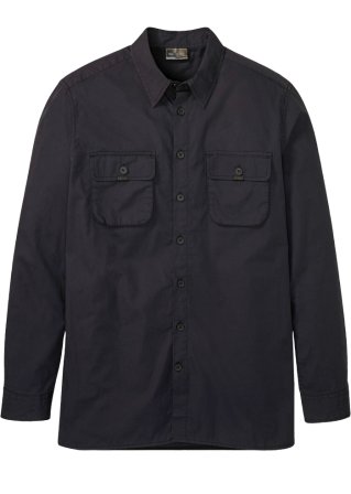 Langarmhemd mit Blasebalgtaschen in schwarz von vorne - bpc selection