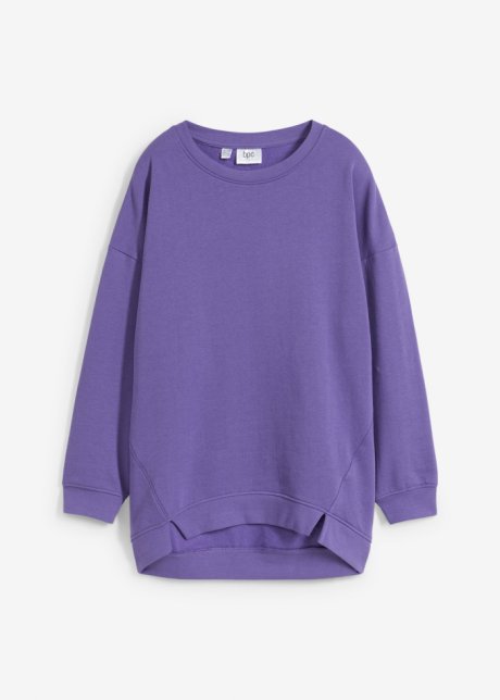 Oversize Sweatshirt mit kleinen Schlitzen am Saum in lila von vorne - bpc bonprix collection