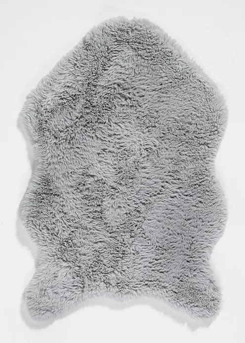 Waschbares Kunstfell in grau - bonprix Waschbares Kunstfell in grau - bonprix