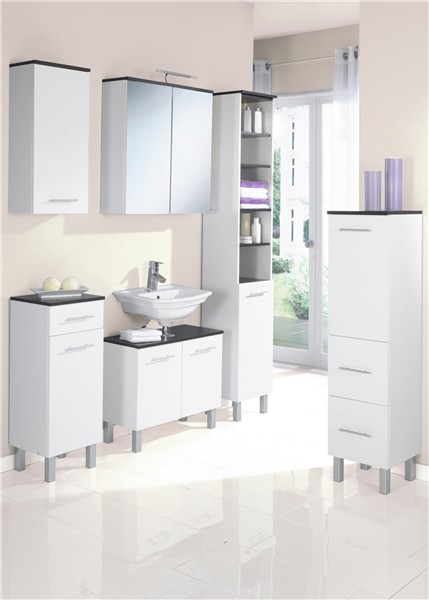 Le meuble sous-lavabo «Valérie»-Très beau meuble en bois à revêtement mélamine. Fabrication allemande. Notice de montage fournie. Dim. (L/P/H) : env. 65/31,5/56,5 cm.Attention ! Livraison spéciale. Veuillez consulter nos conditions générales de vente.