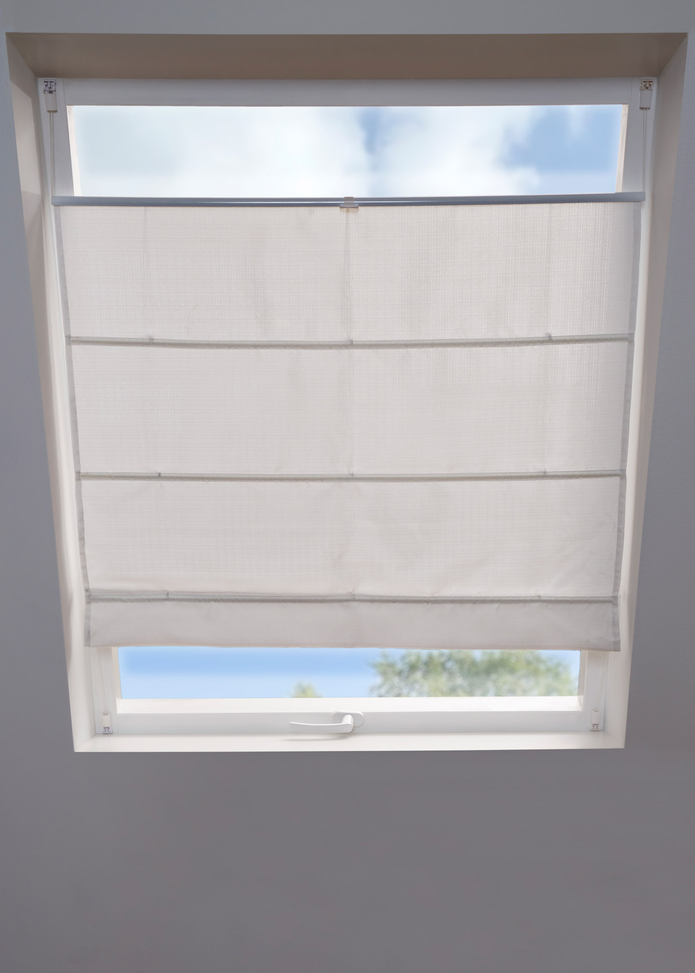 Dachfensterrollo mit Struktur