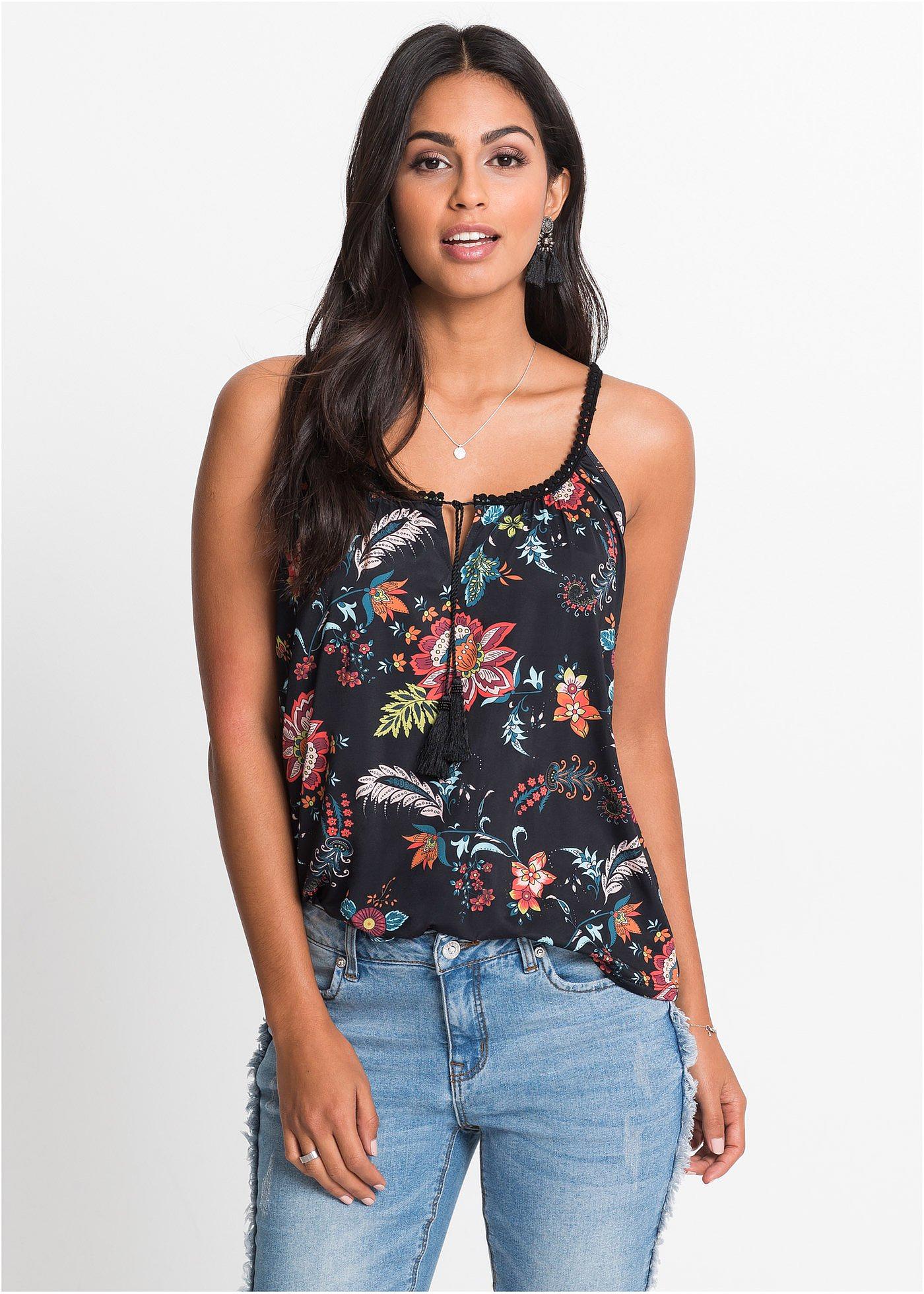 Top shirtowy w kwiaty - Bonprix