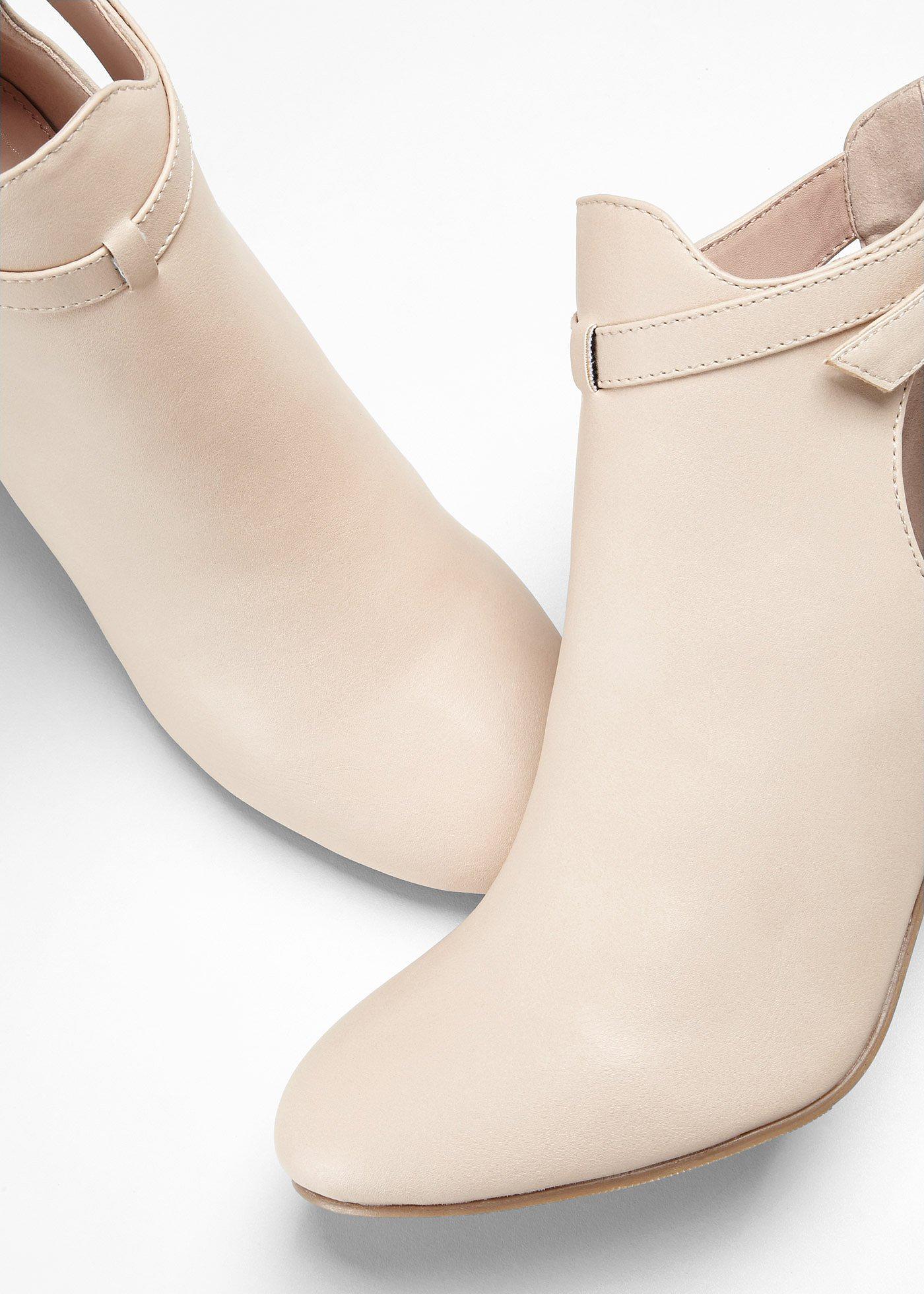 Krótkie botki z wycięciami - Bonprix