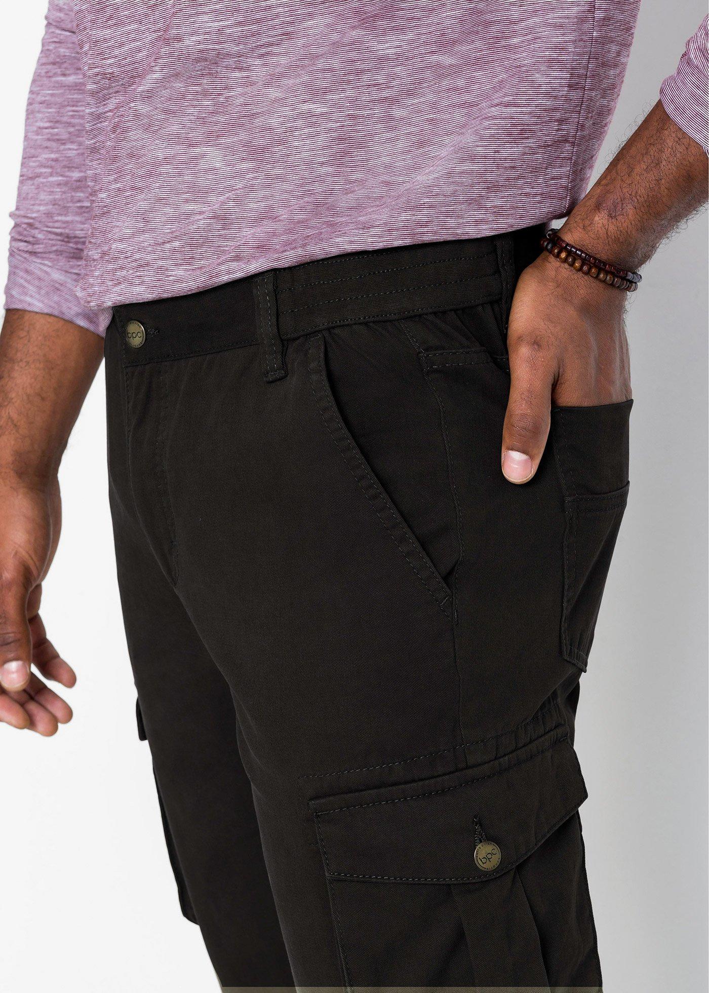 Spodnie bojówki Regular Fit Straight w specjalnym wygodnym fasonie - Bonprix