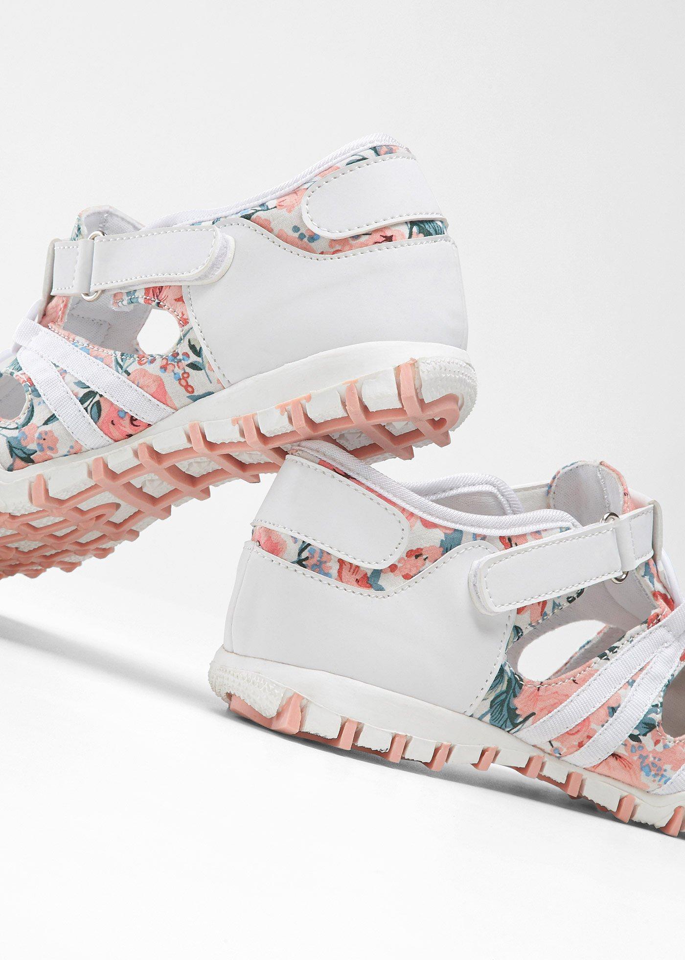 Buty wsuwane na profilowanej podeszwie - Bonprix