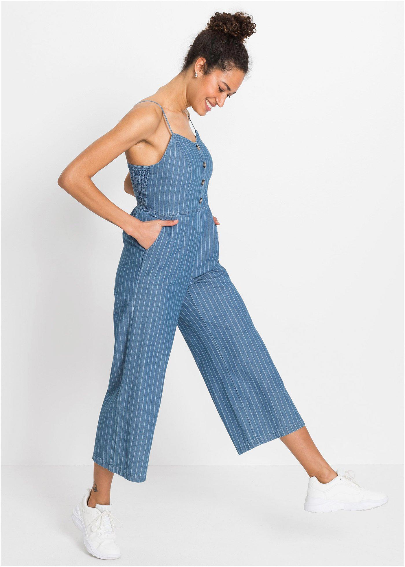 Stylischer JeansJumpsuit mit Streifen blau/weiß gestreift, Kurz