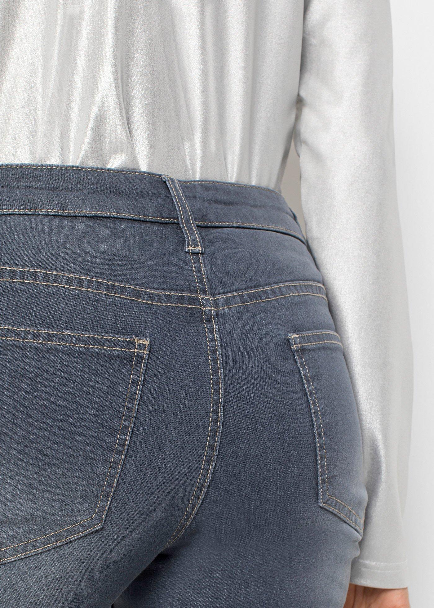 Dżinsy Skinn, low waist, z motywem gwiazd - Bonprix