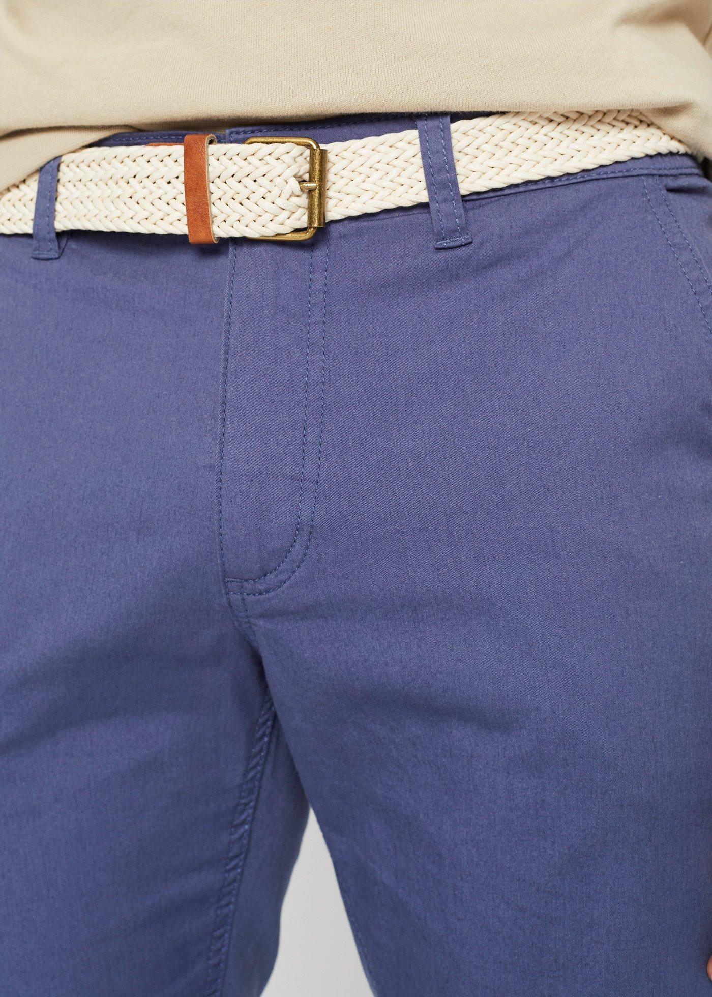 Spodnie chinosy regular fit z wygodną talią i paskiem, straight - Bonprix