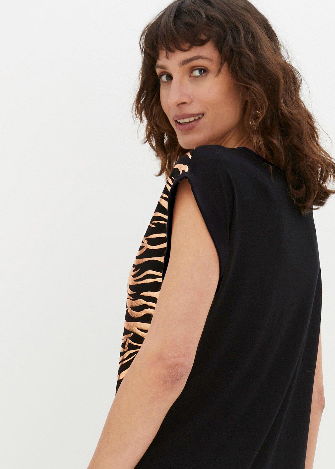 Shirt w optyce patchworkowego - Bonprix