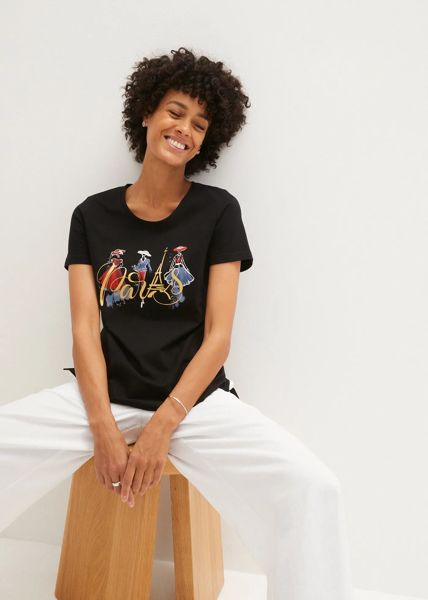 Отпечаток на лицевой стороне рубашки Bonprix mit