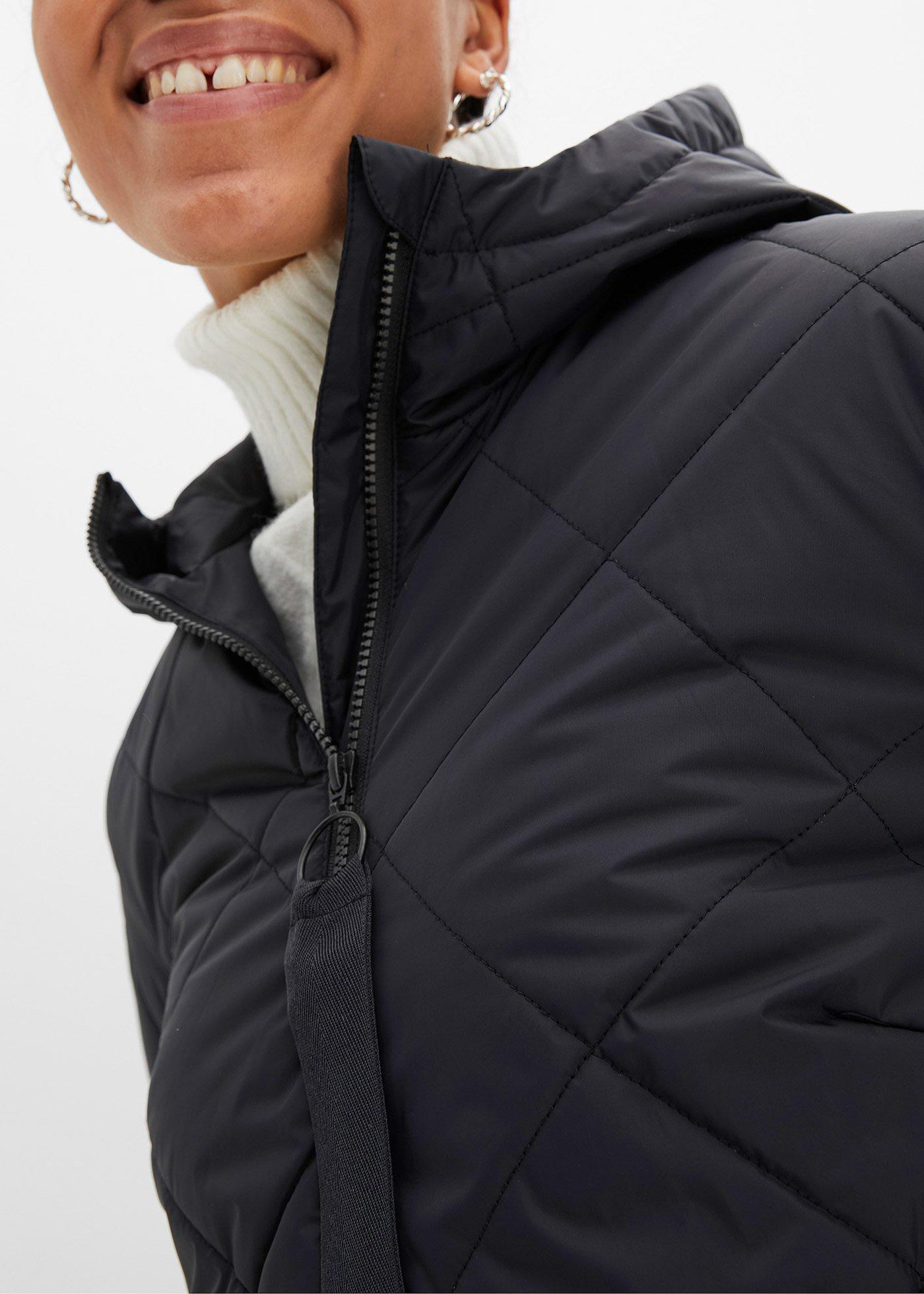 Długi płaszcz pikowany z kapturem - Bonprix