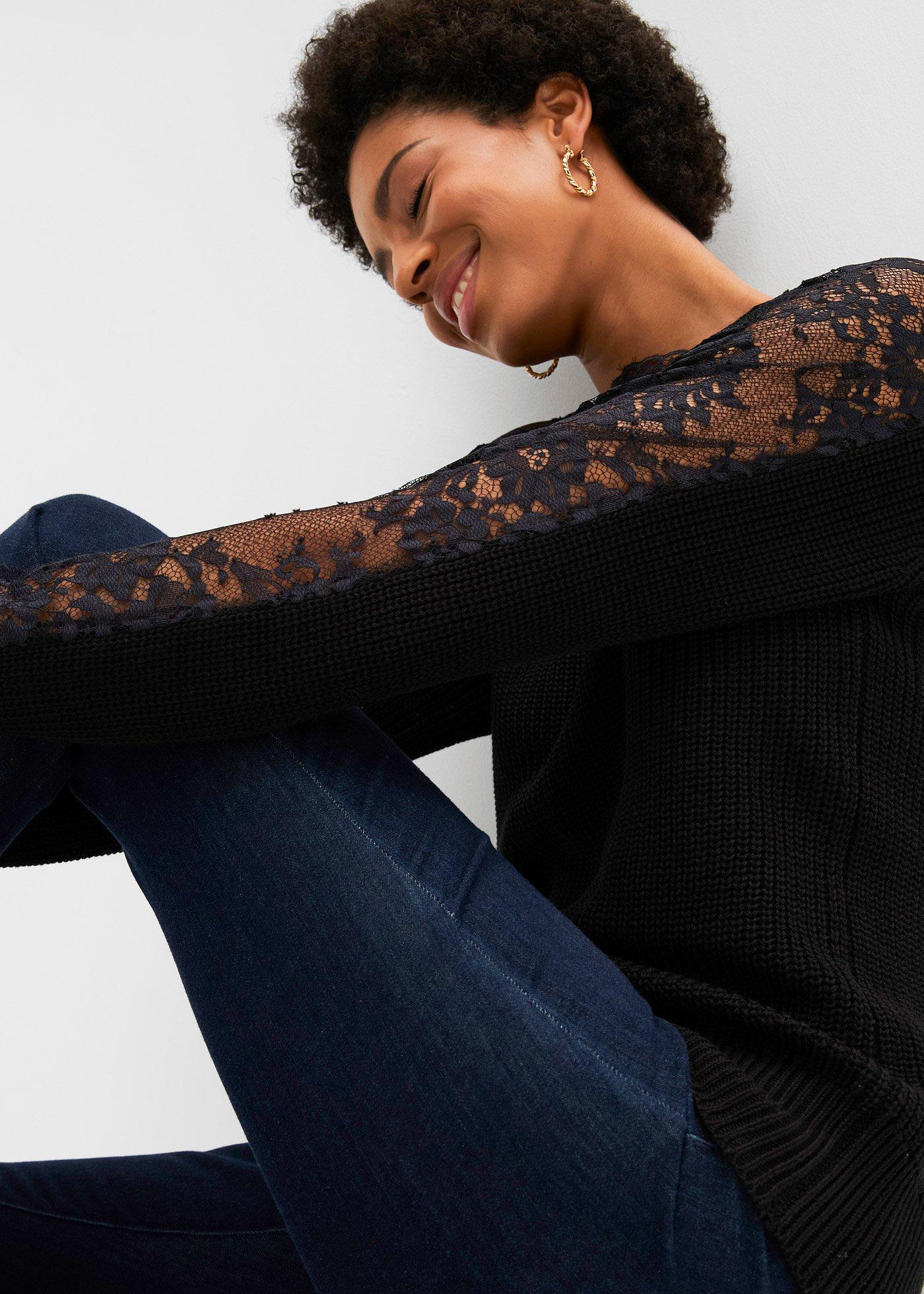 Sweter z koronką - Bonprix