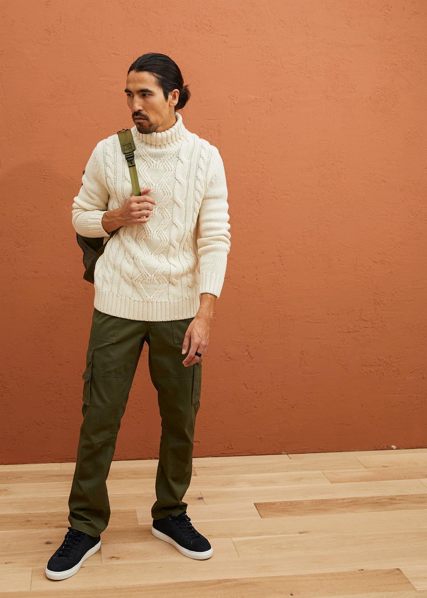 Sweter z golfem, w warkocze - Bonprix