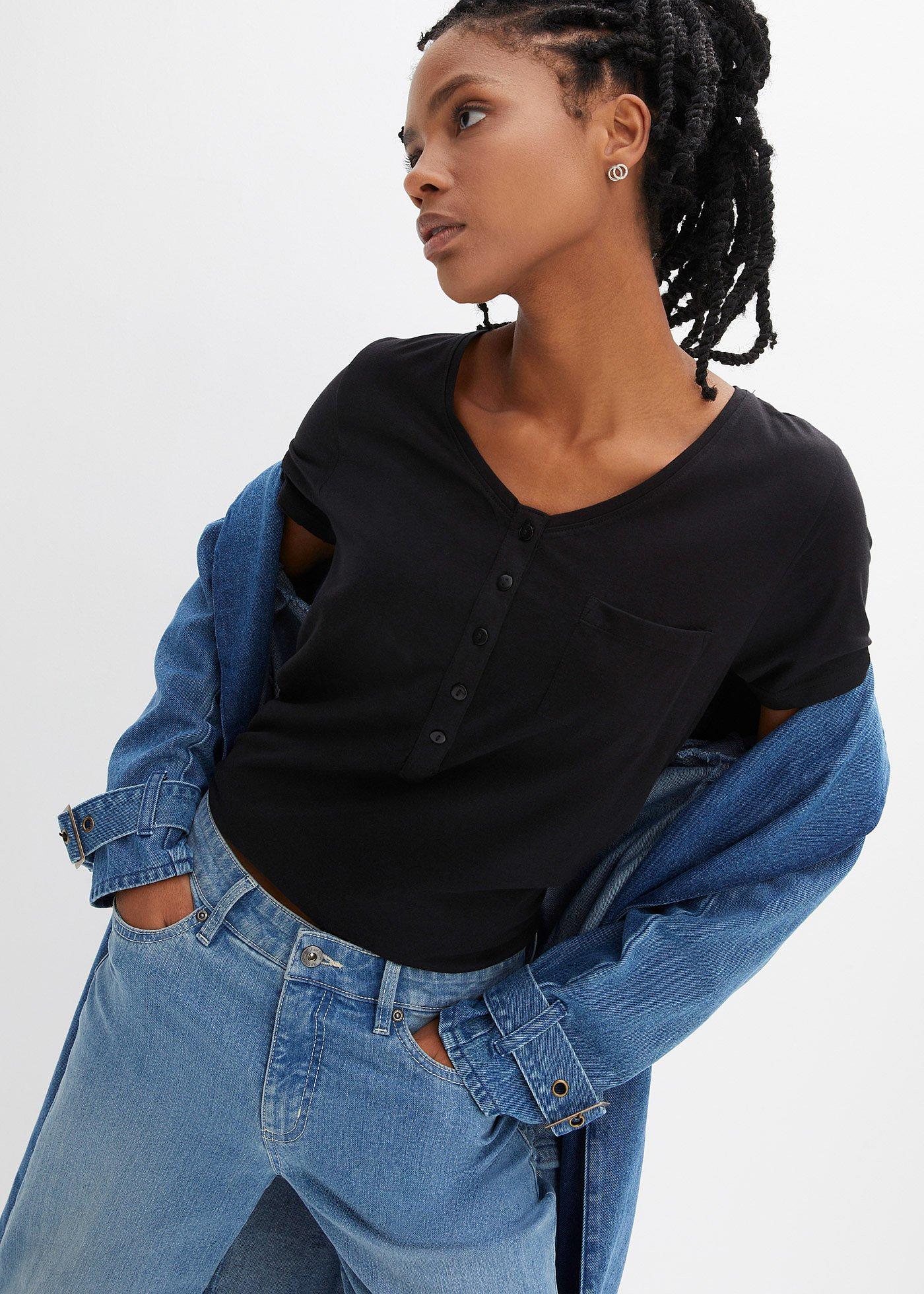 T-shirt z plisą guzikową - Bonprix