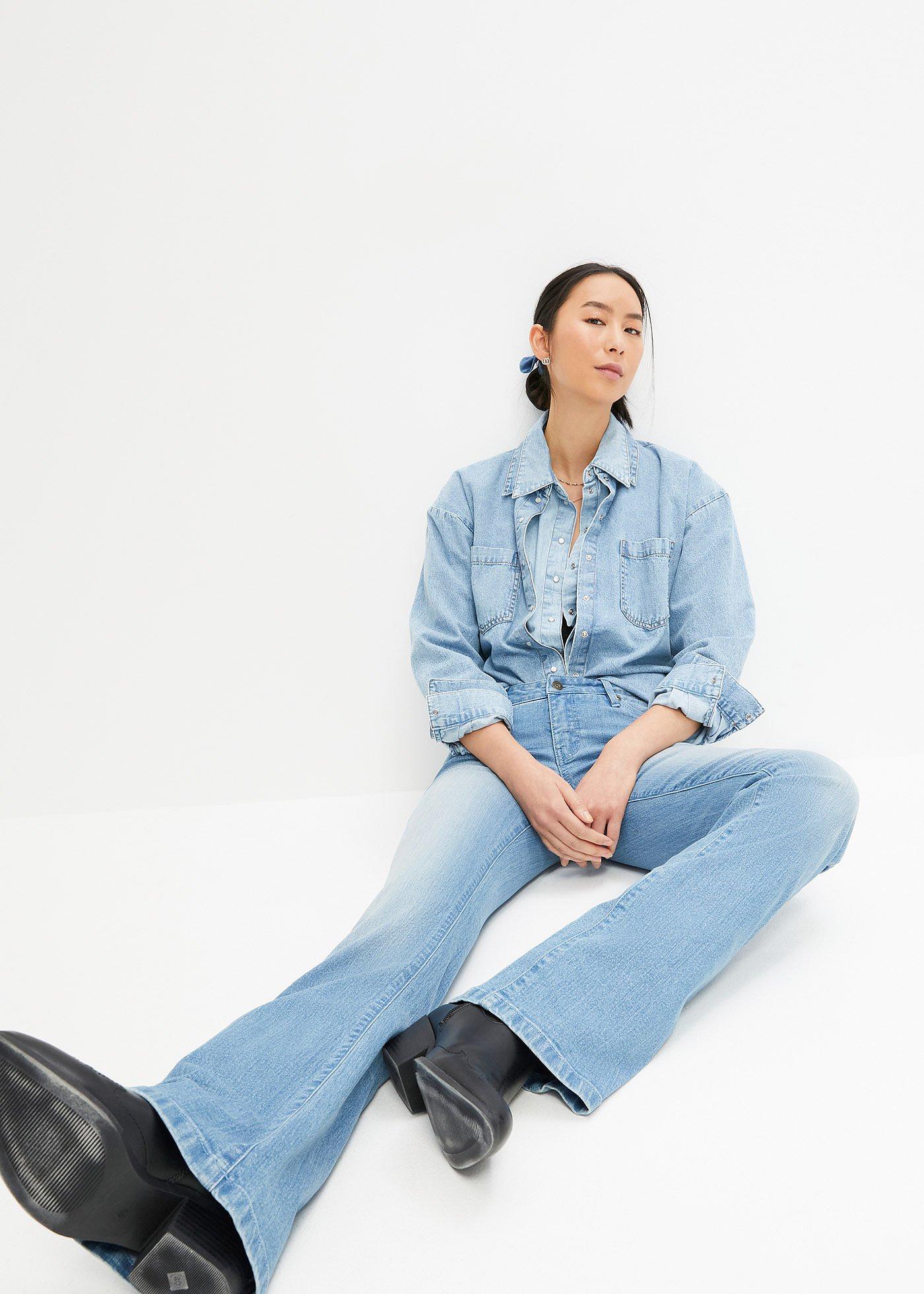 Dżinsy o kroju bootcut, mid waist, ze stretchem - Bonprix