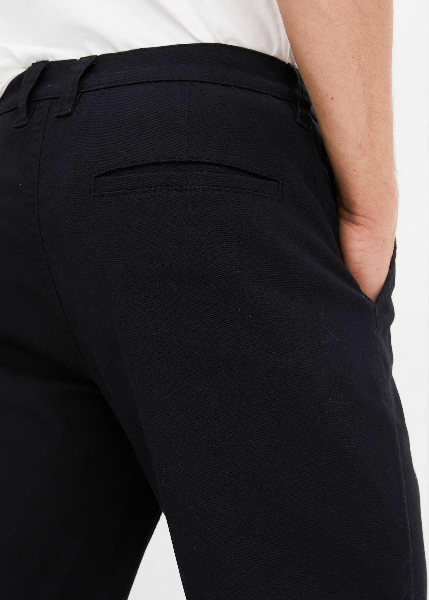 Spodnie chinosy relaxed fit ze stretchem, z bawełny organicznej, straight - Bonprix