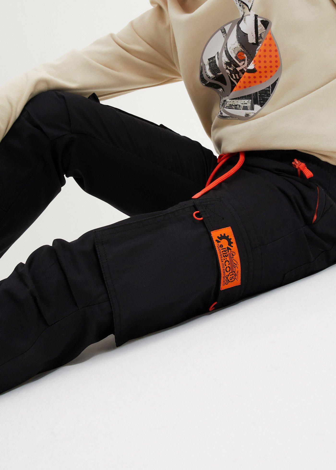 Spodnie chłopięce bojówki z gumką w talii, Regular Fit - Bonprix