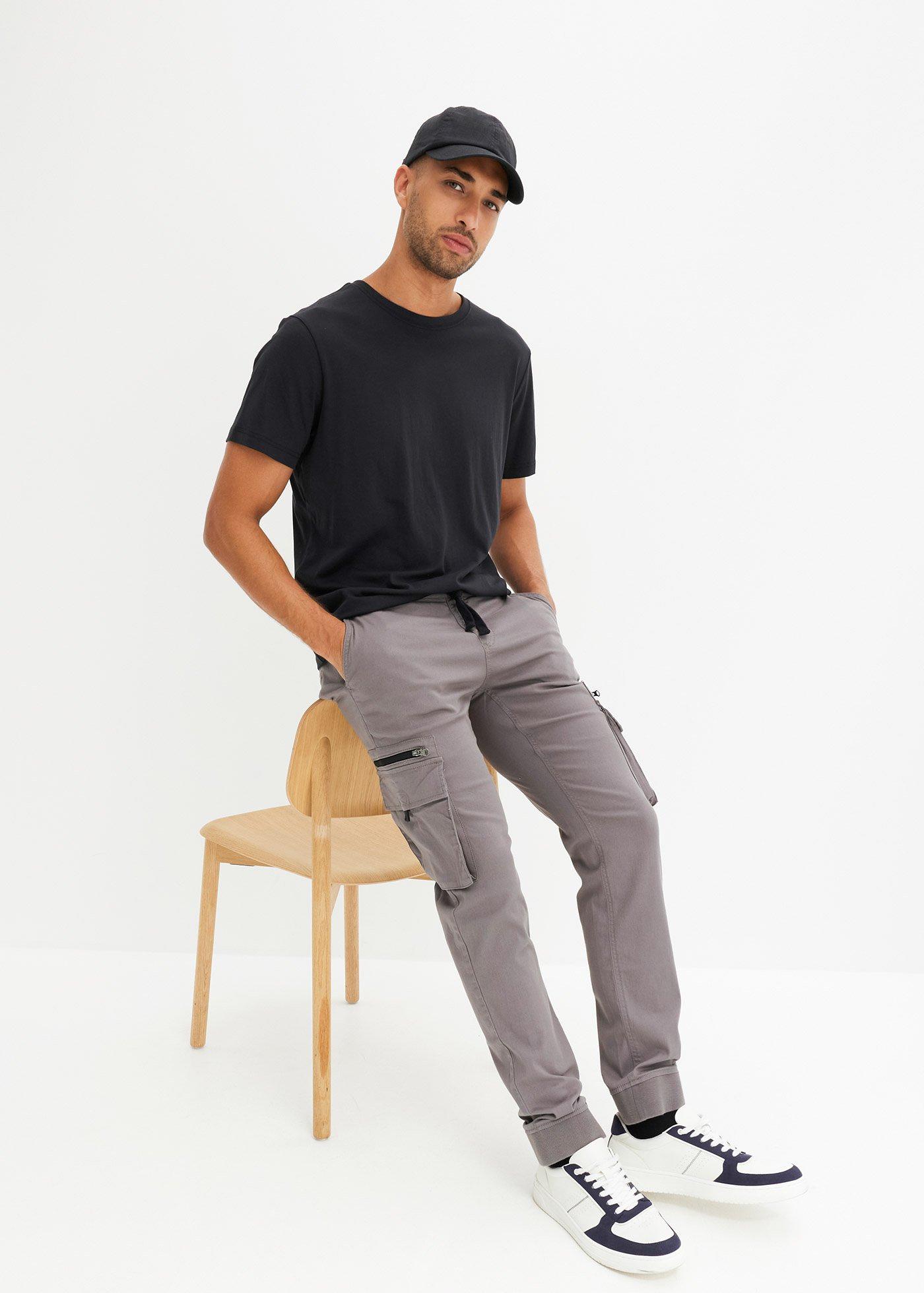 Spodnie cargo z gumką w talii, ze stretchem, regular fit - Bonprix