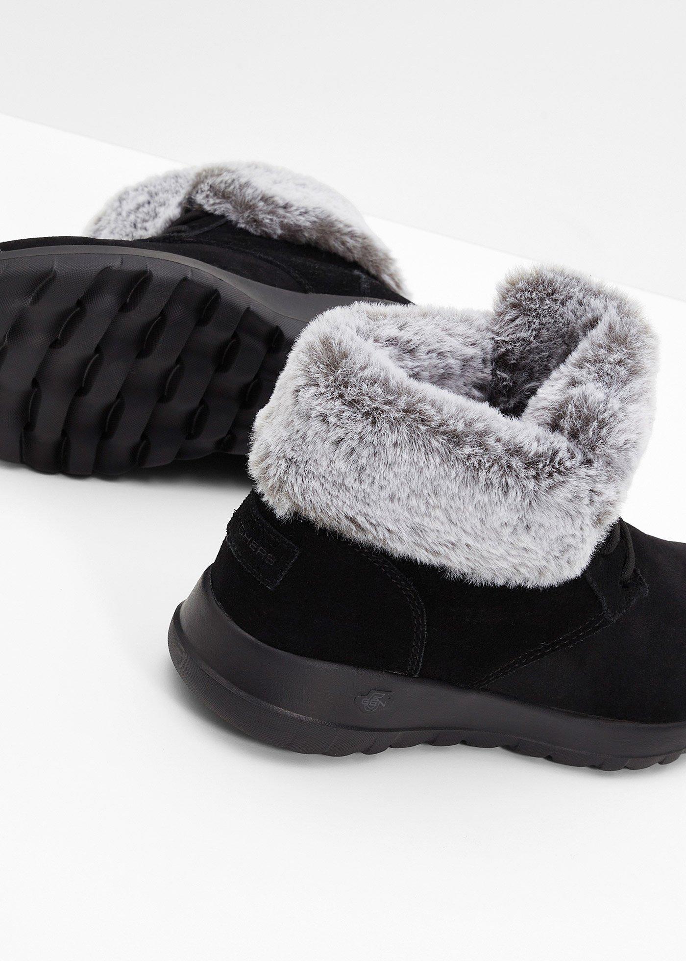 Botki sznurowane marki Skechers - Bonprix