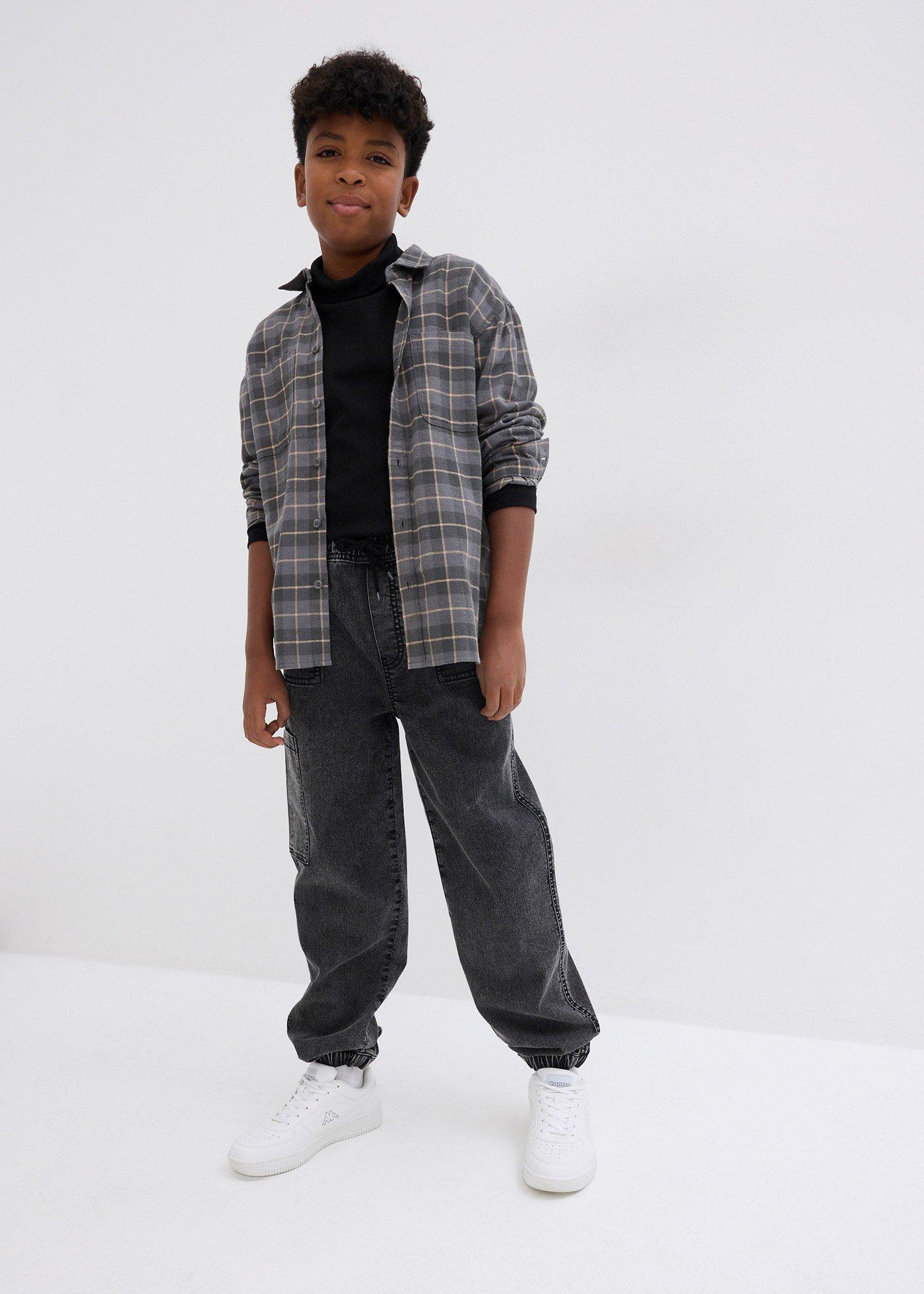 Dżinsy bojówki o kroju loose fit z materiału z domieszką stretchu, z elastyczną gumką w pasie - Bonprix