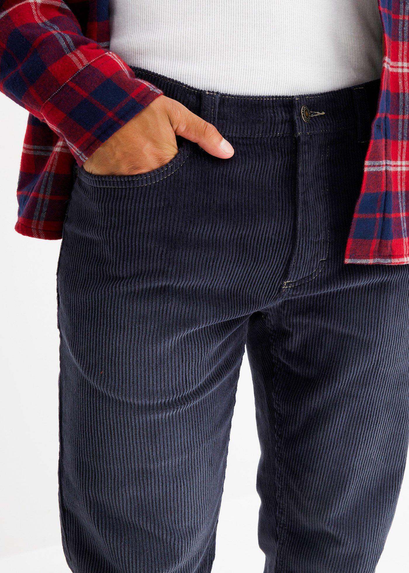 Spodnie sztruksowe ze stretchem regular fit, prosta nogawka, z efektem wytarcia - Bonprix
