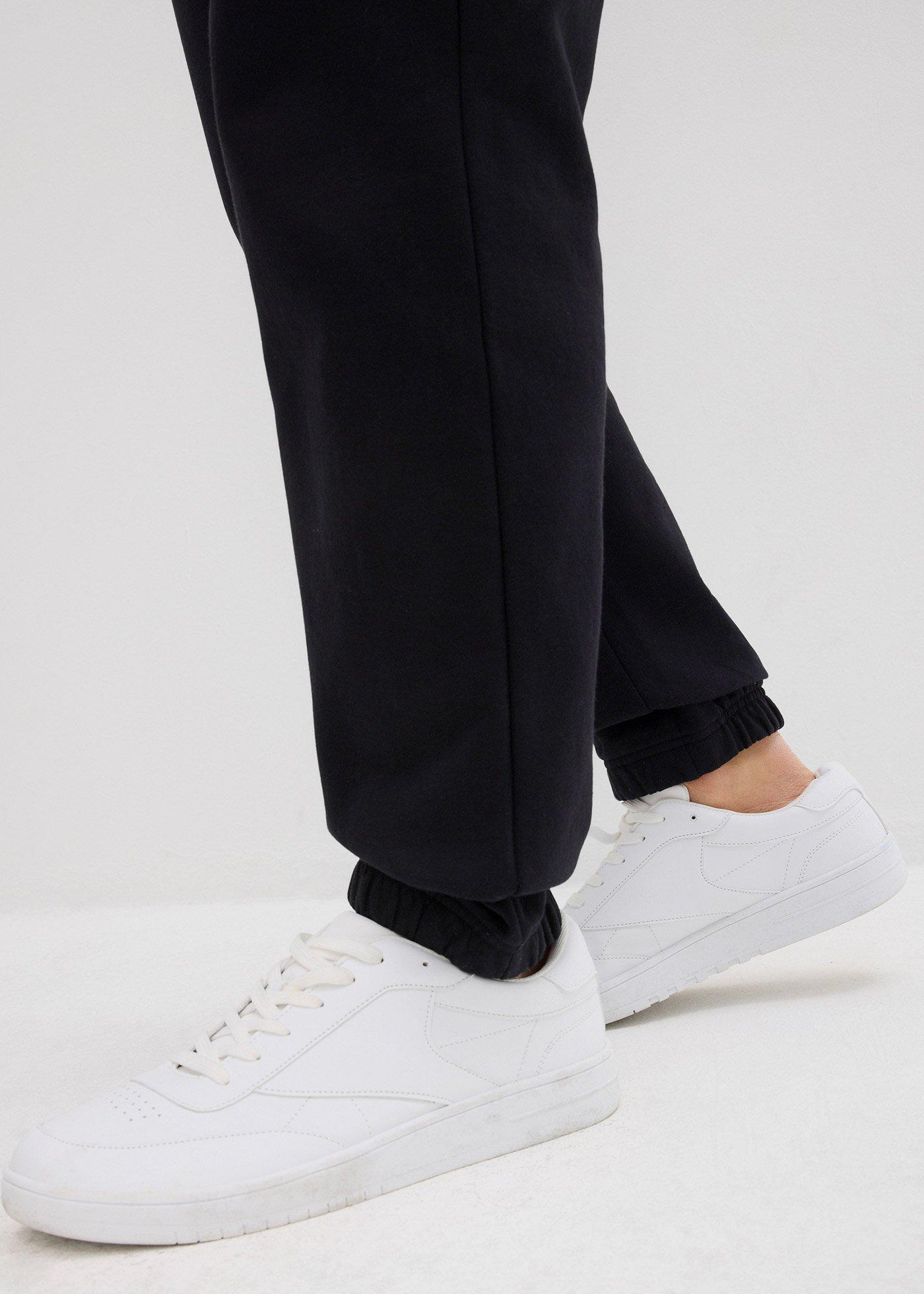 Spodnie sportowe loose fit - Bonprix