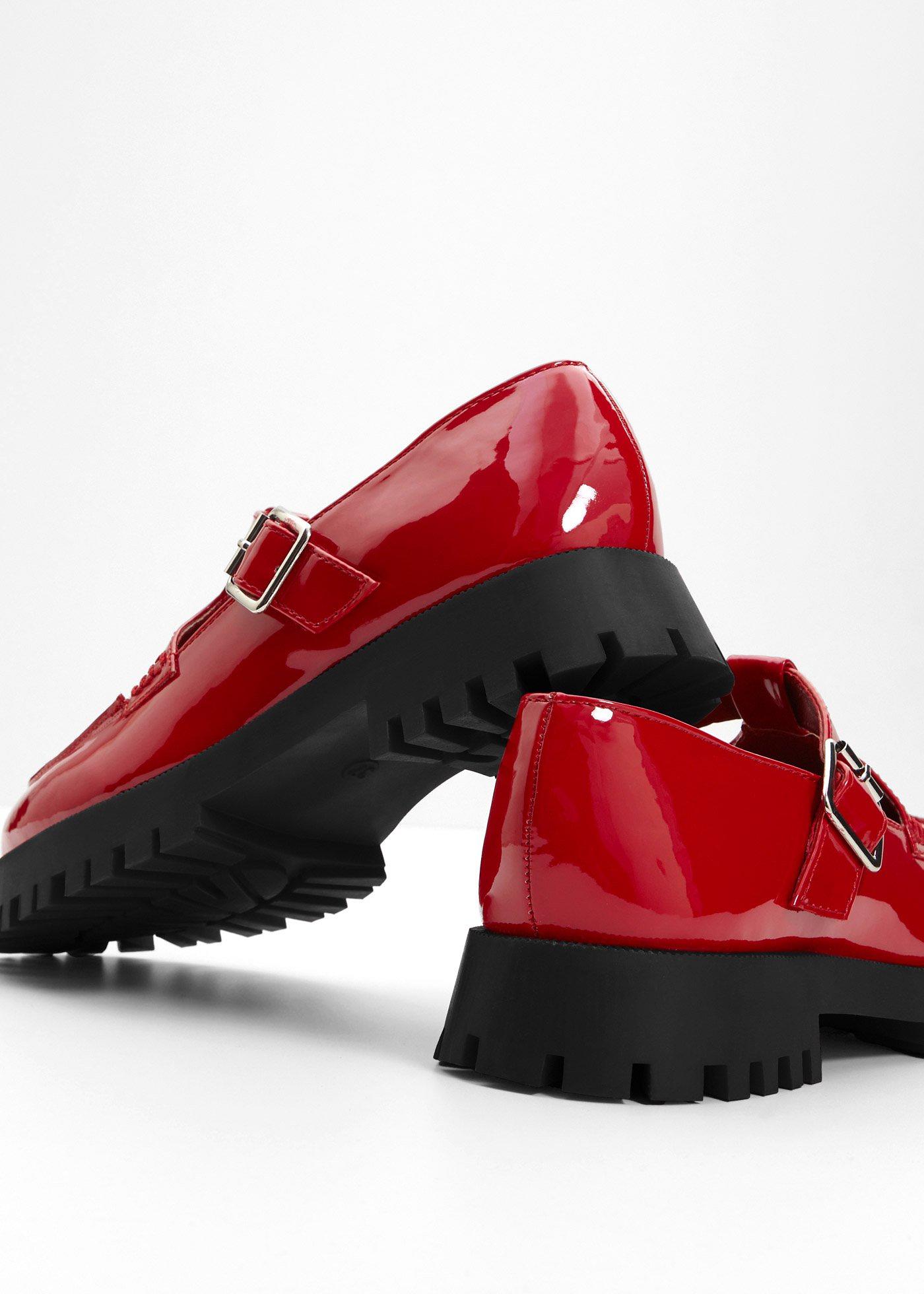 Loafersy chunky z wycięciami - Bonprix