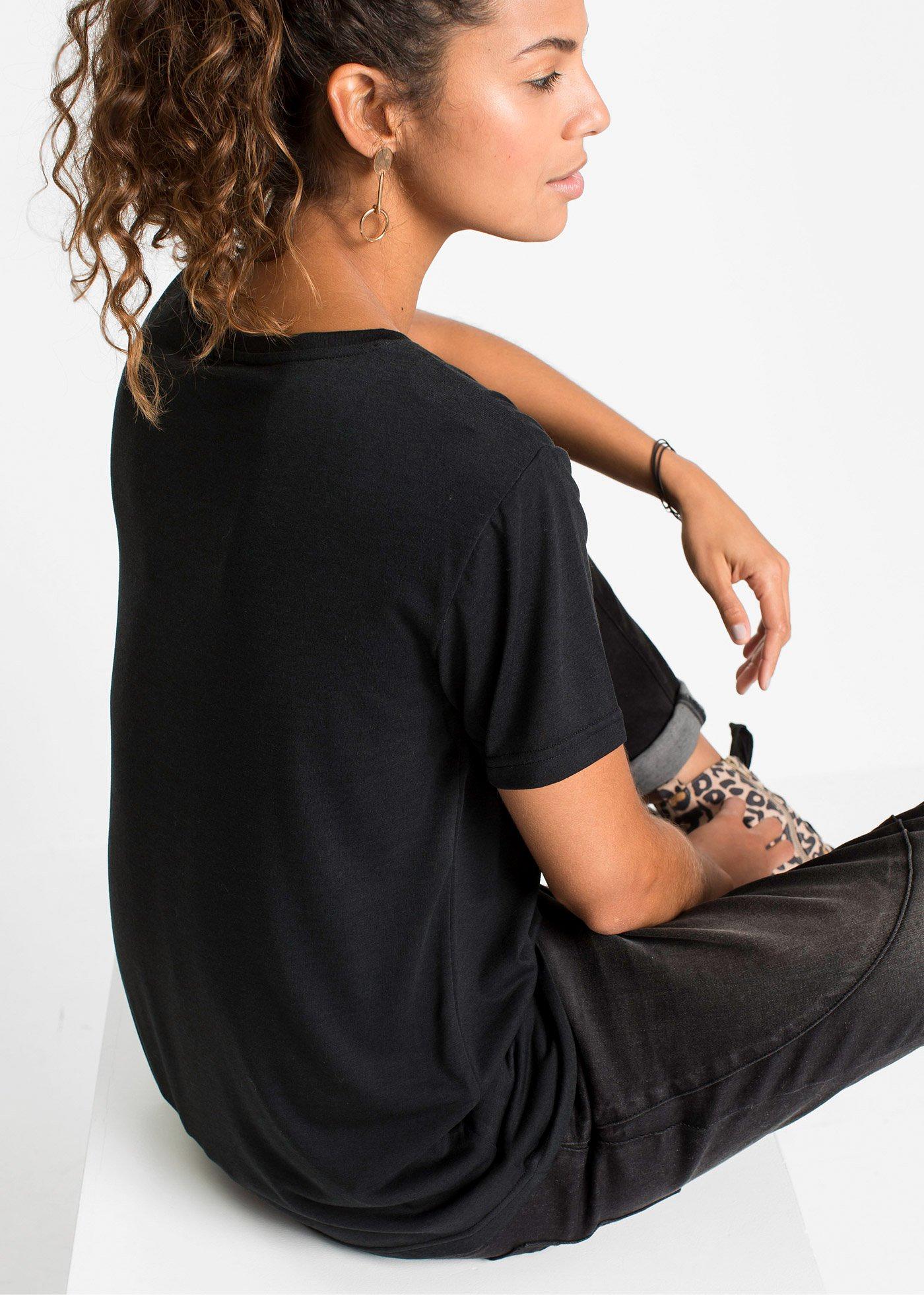T-shirt z dekoltem w serek - Bonprix
