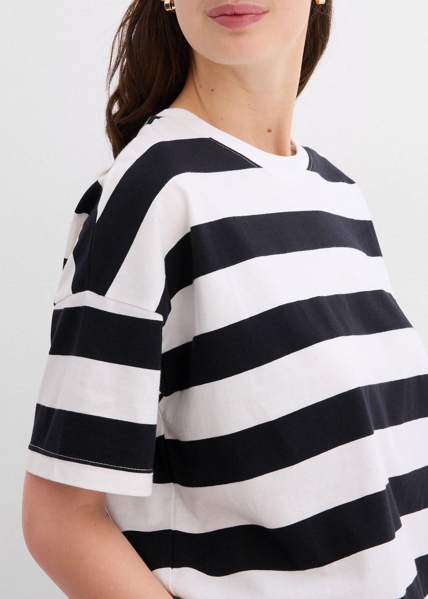 T-shirt oversize z czystej bawełny organicznej - Bonprix