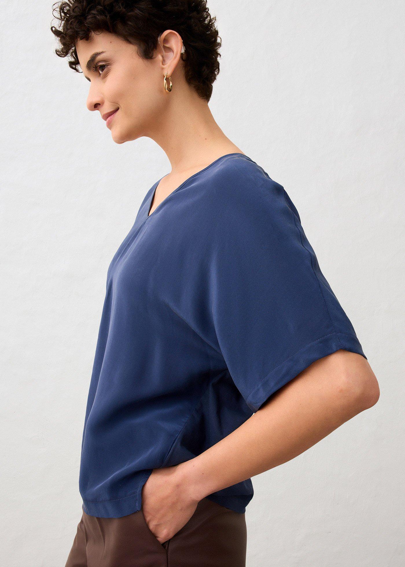 Shirt z domieszką jedwabiu i tkaninową wstawką - Bonprix