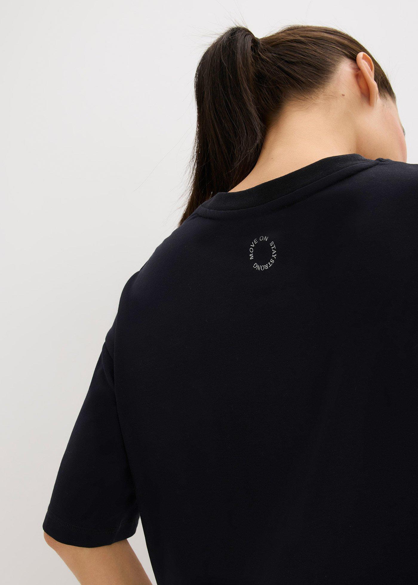 Koszulka sportowa oversize z bawełną, szybkoschnąca - Bonprix