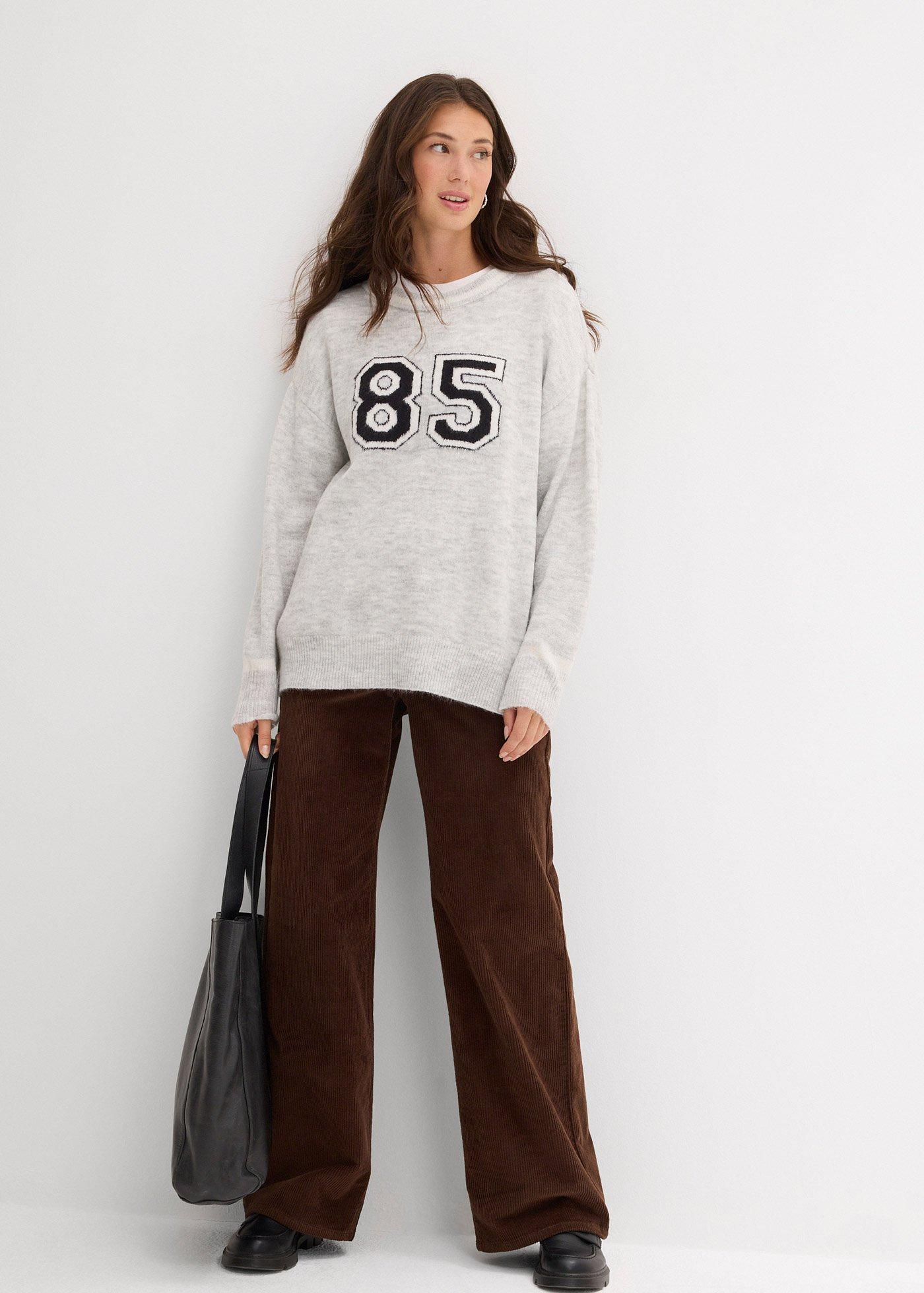Sweter oversize z obniżoną linią ramion - Bonprix