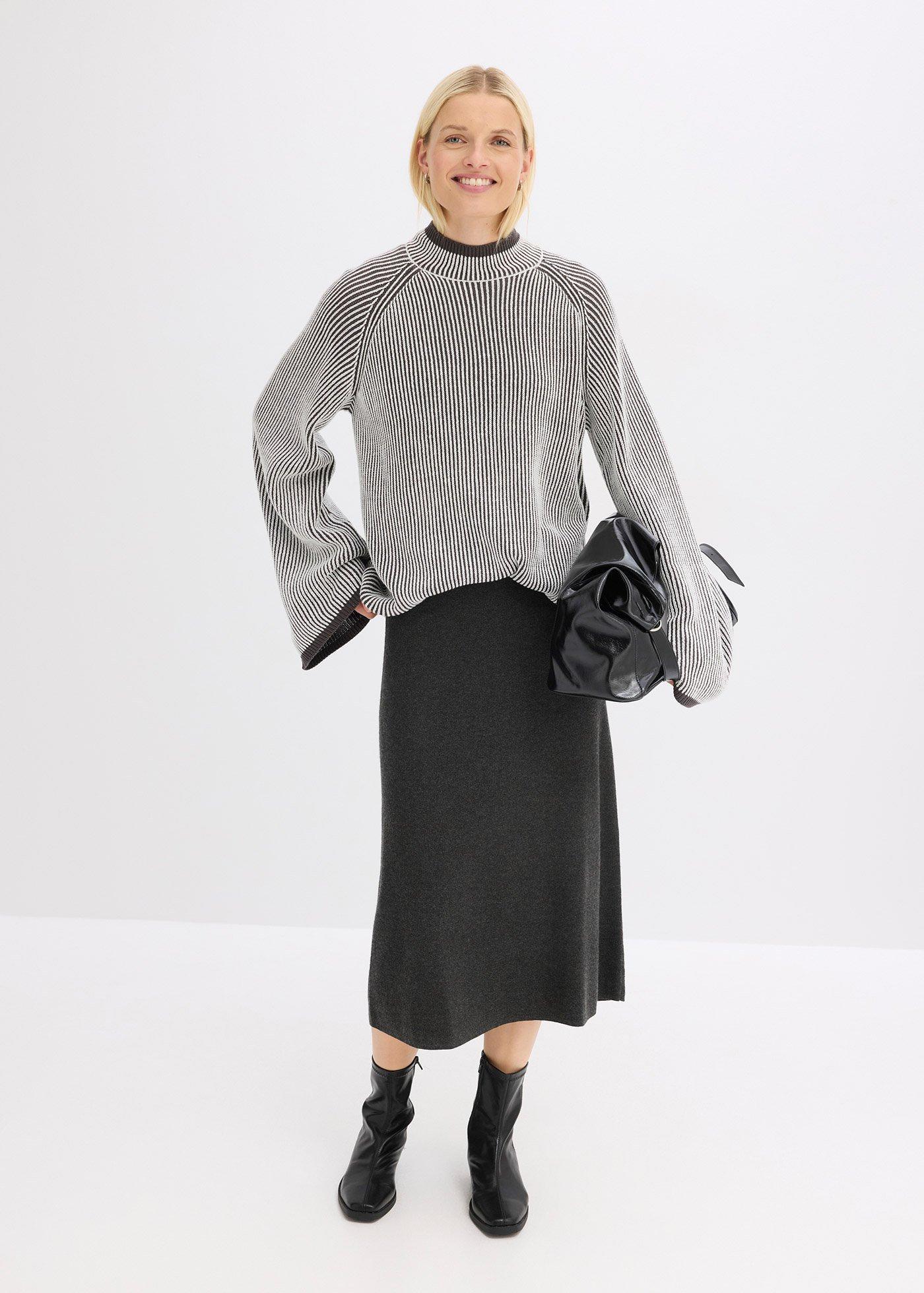 Sweter oversize ze stójką - Bonprix