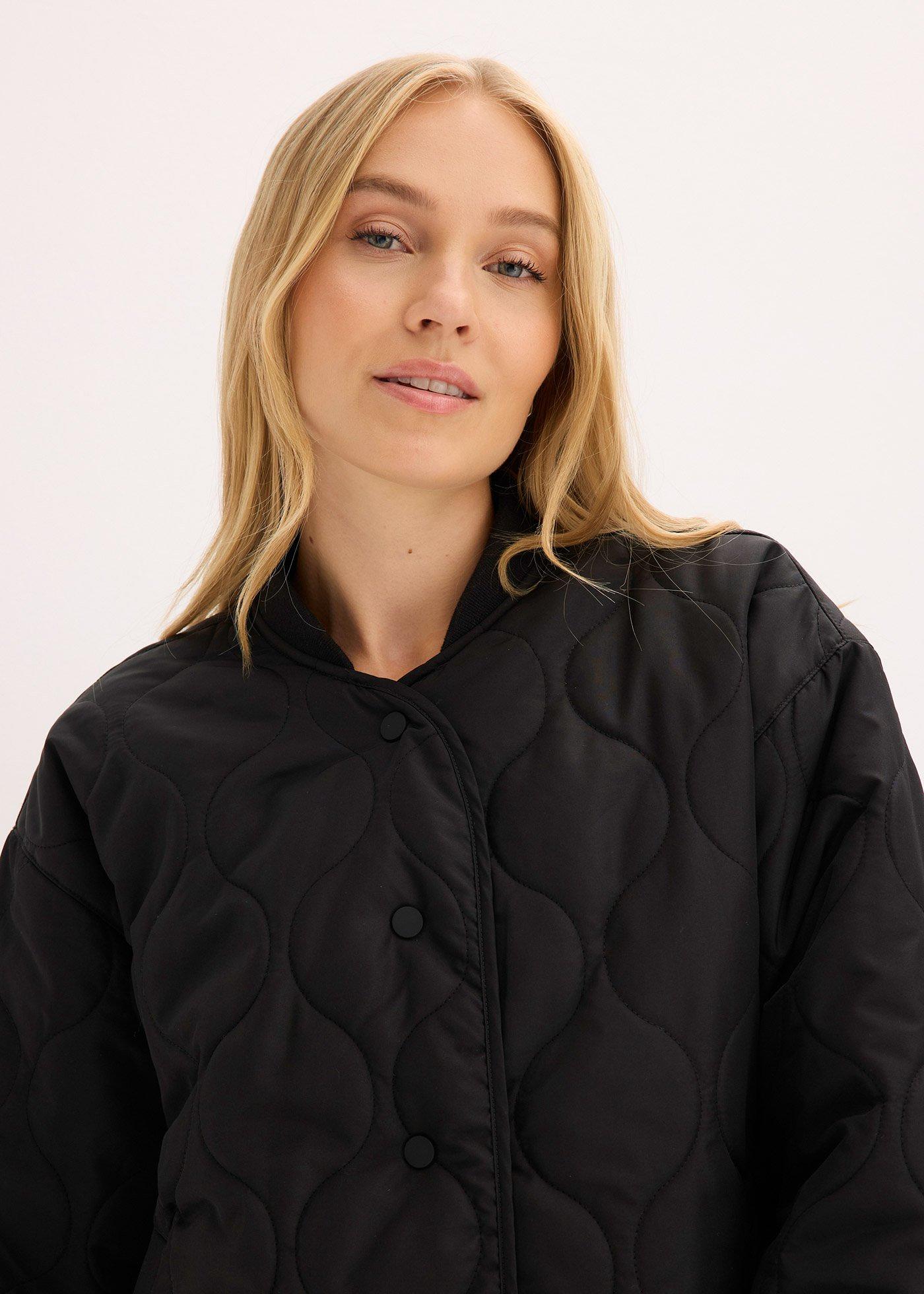 Bardzo lekka kurtka pikowana, oversize - Bonprix
