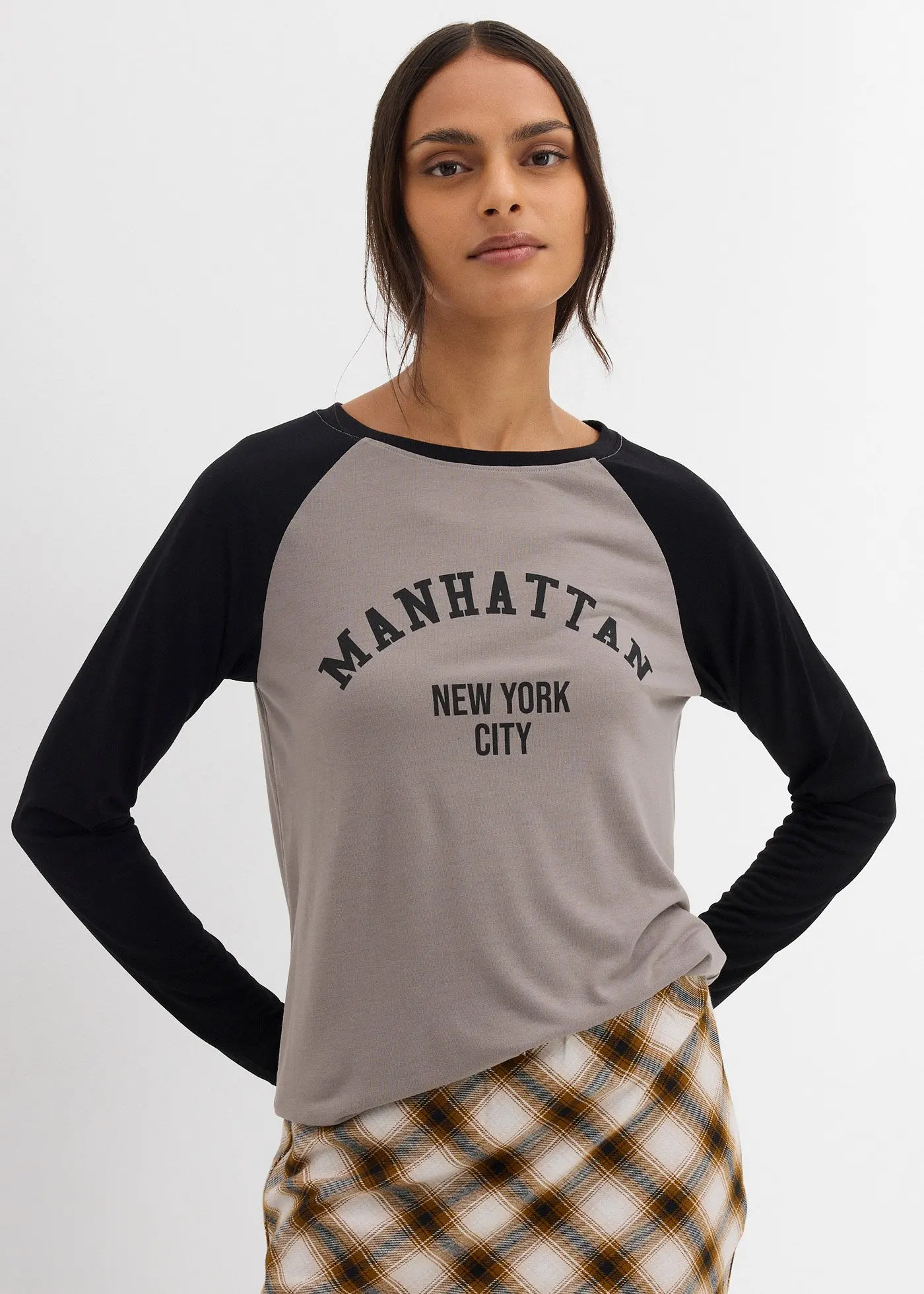 Футболка Bonprix из трикотажа