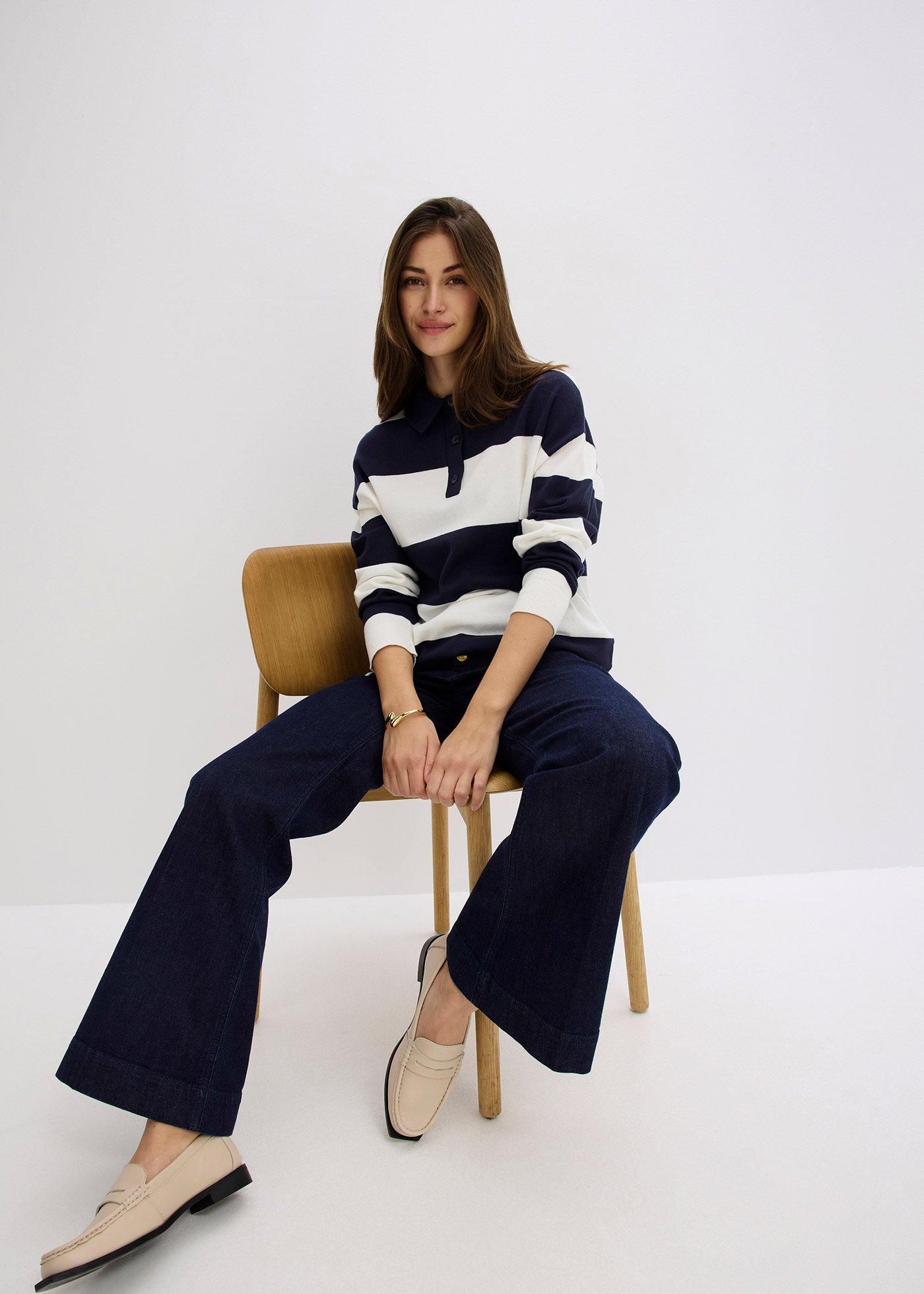 Sweter oversize z kołnierzykiem polo - Bonprix