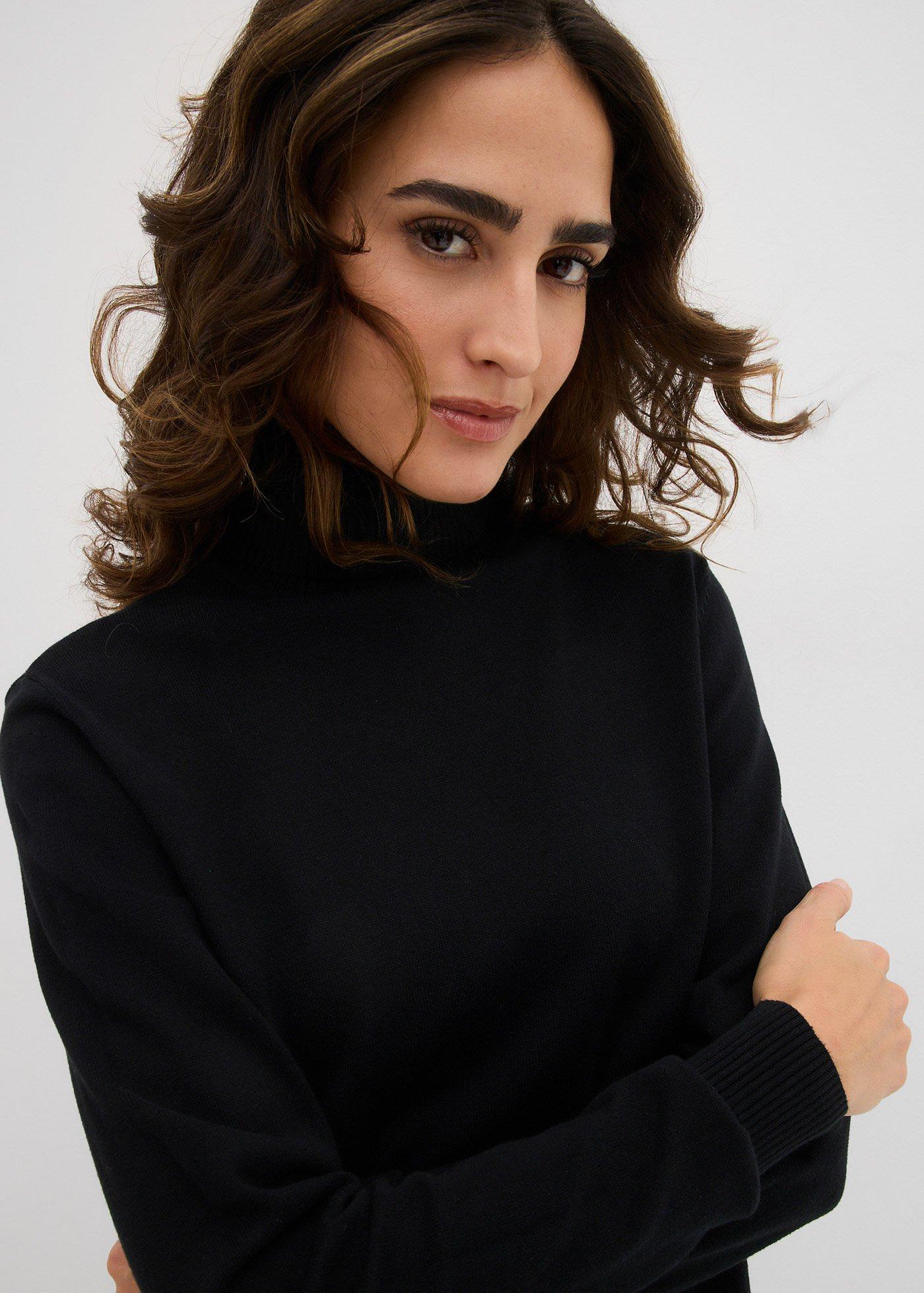 Sweter z golfem - Bonprix
