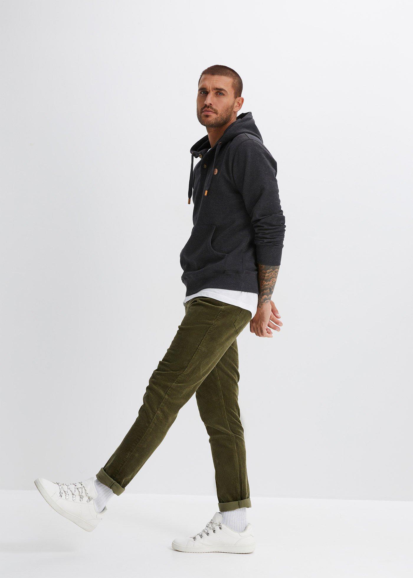 Bluza z kapturem z detalami z imitacji skóry z miękko szorstkowaną stroną wewnętrzną - Bonprix