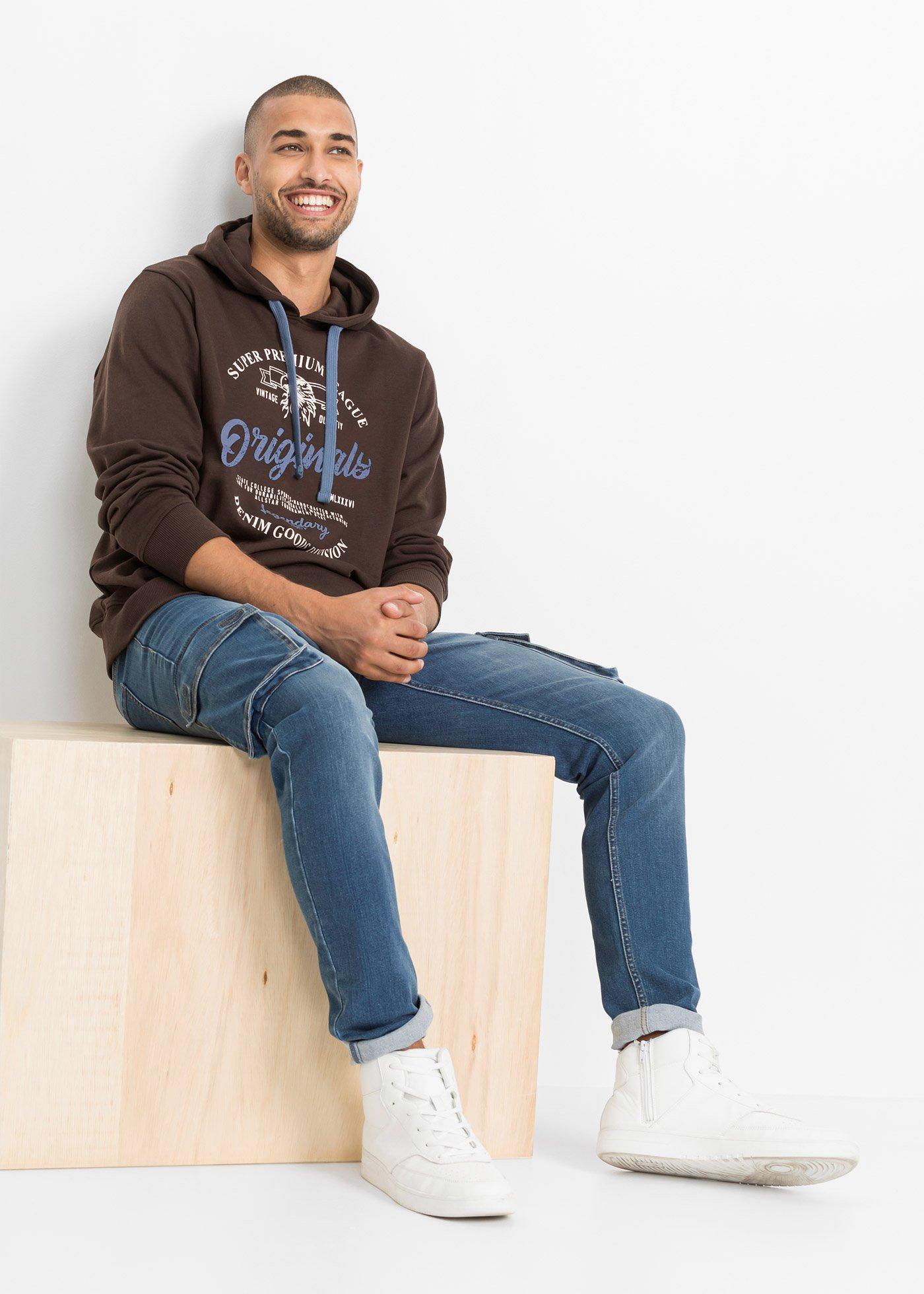 Bluza z kapturem w wygodnym fasonie - Bonprix