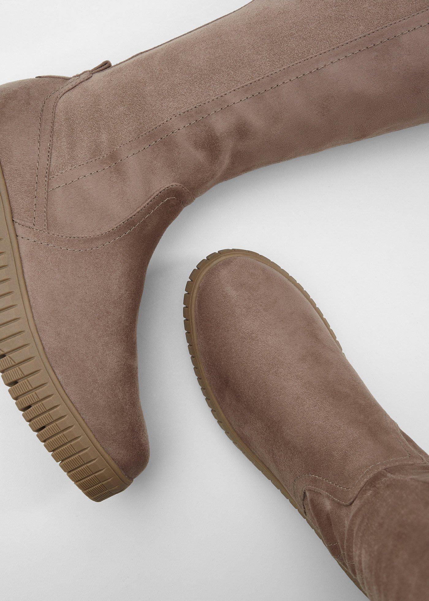 Kozaki Jana o wygodnej tęgości - Bonprix