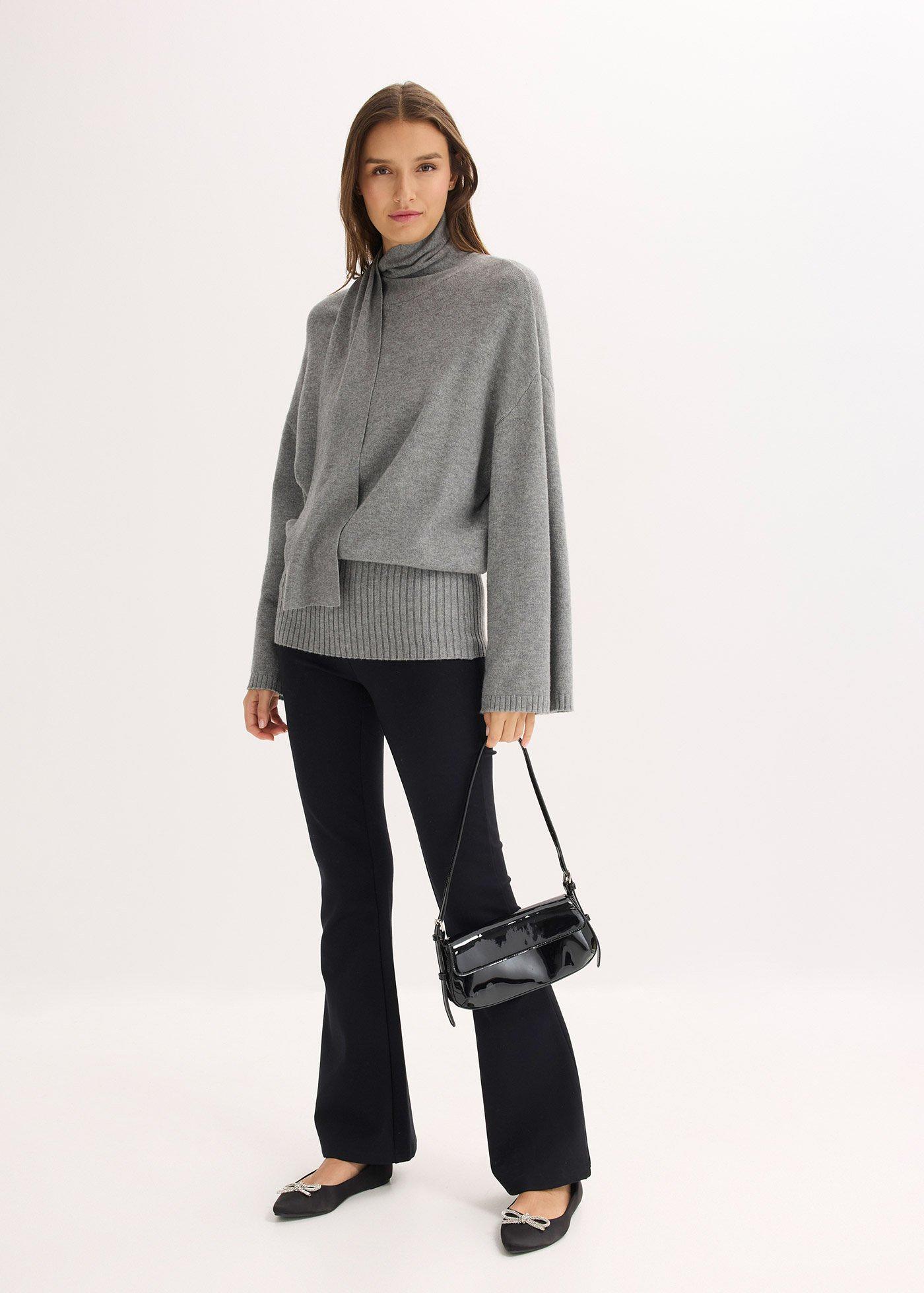 Sweter oversize z miękkiej mieszanki wiskozy - Bonprix