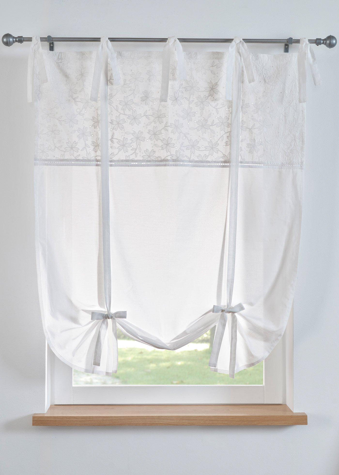 Store à nouettes avec broderie