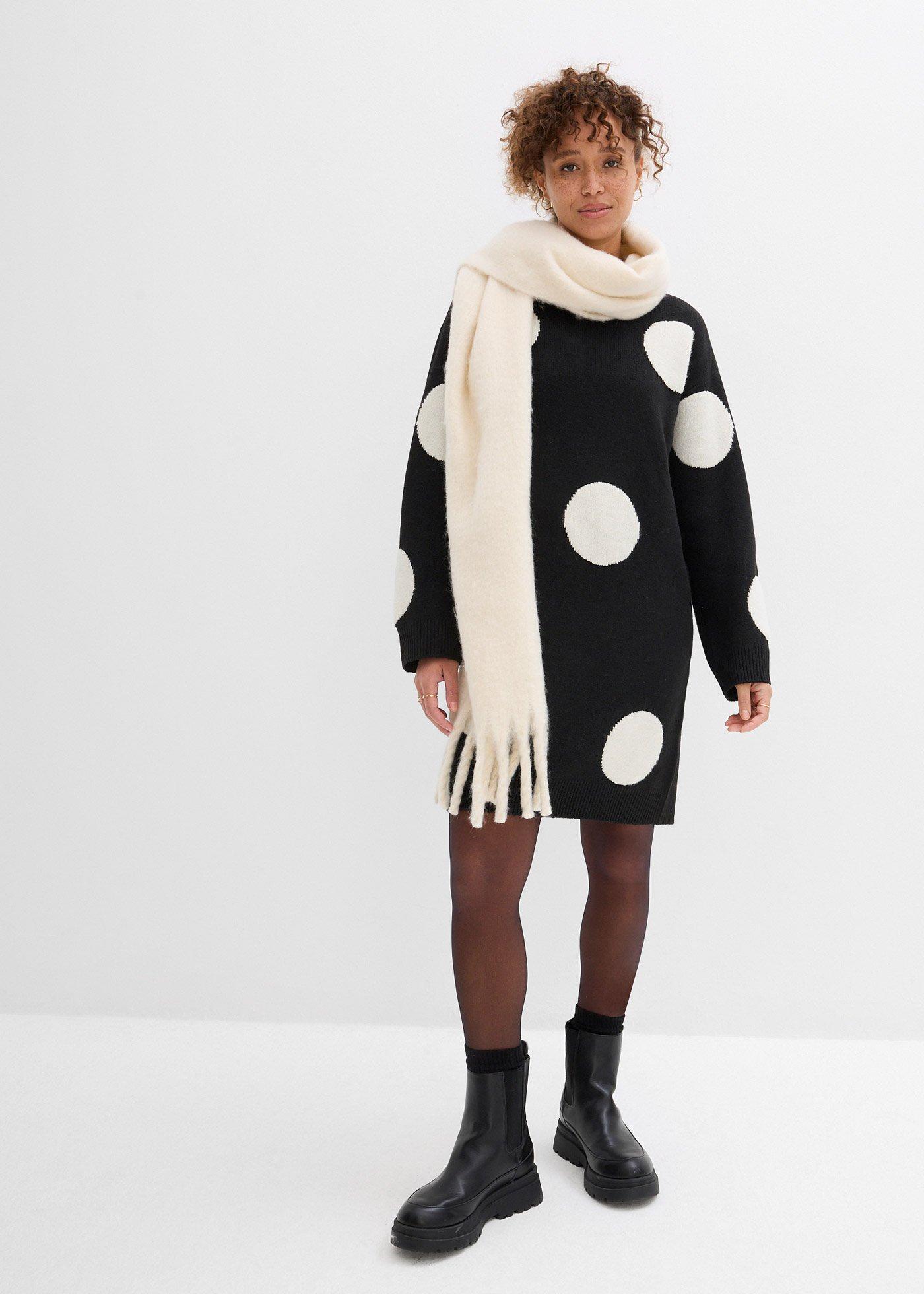 Sukienka dzianinowa oversize w kropki - Bonprix