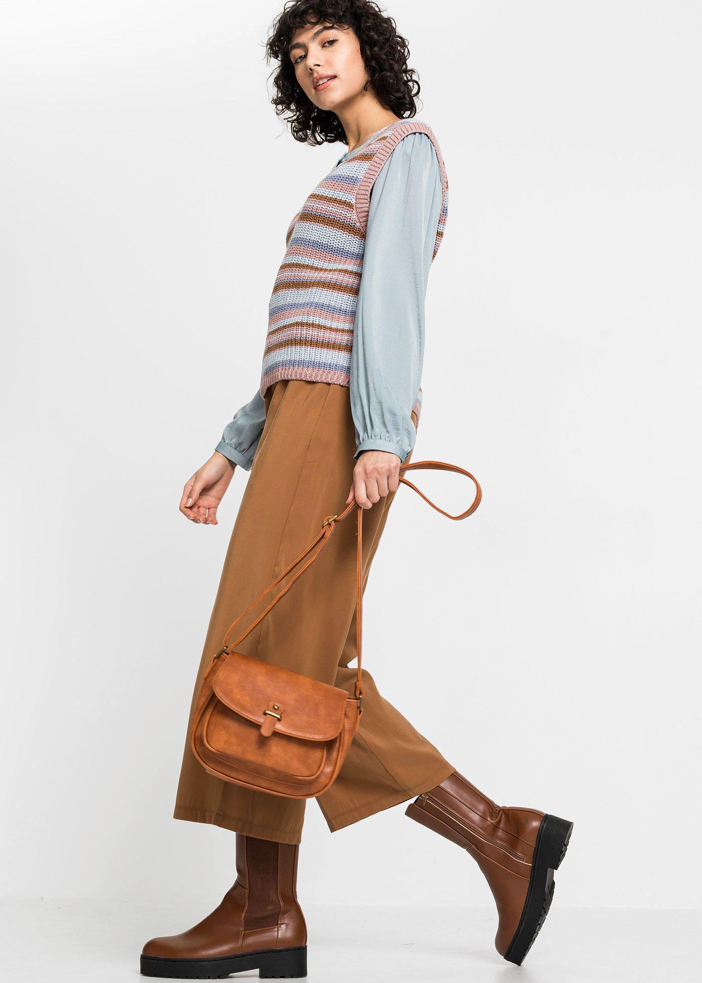 Mała torebka na ramię z klamrą - Bonprix