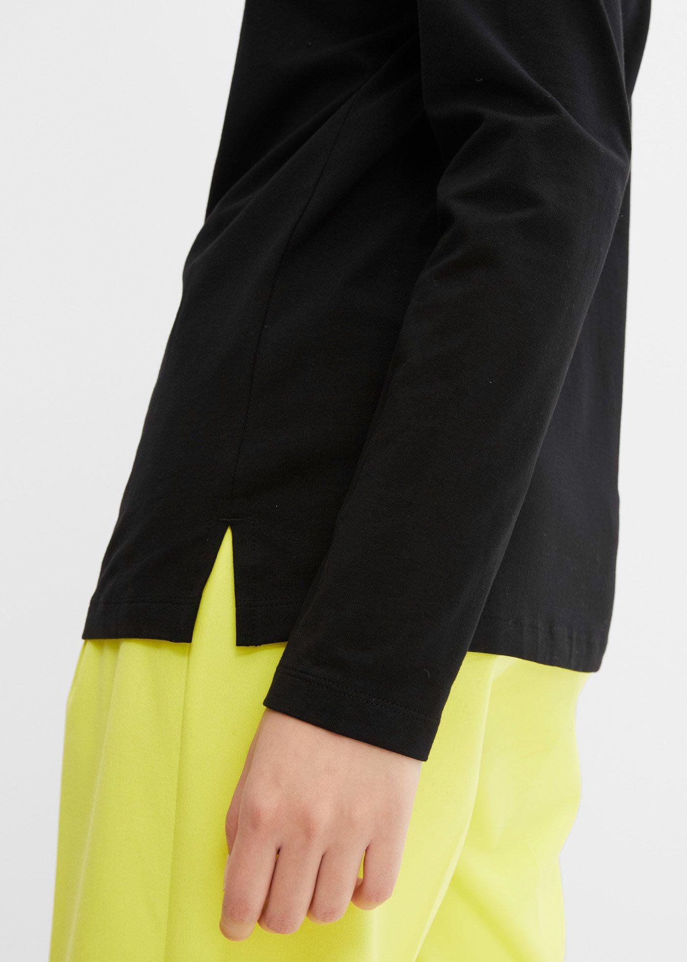 Koszulka z długimi rękawami i ozdobnymi kółkami - Bonprix