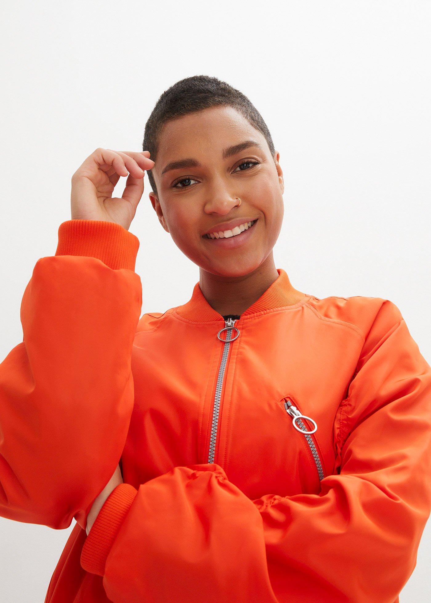 Płaszcz w stylu bomberki z dzianinowym kołnierzykiem - Bonprix