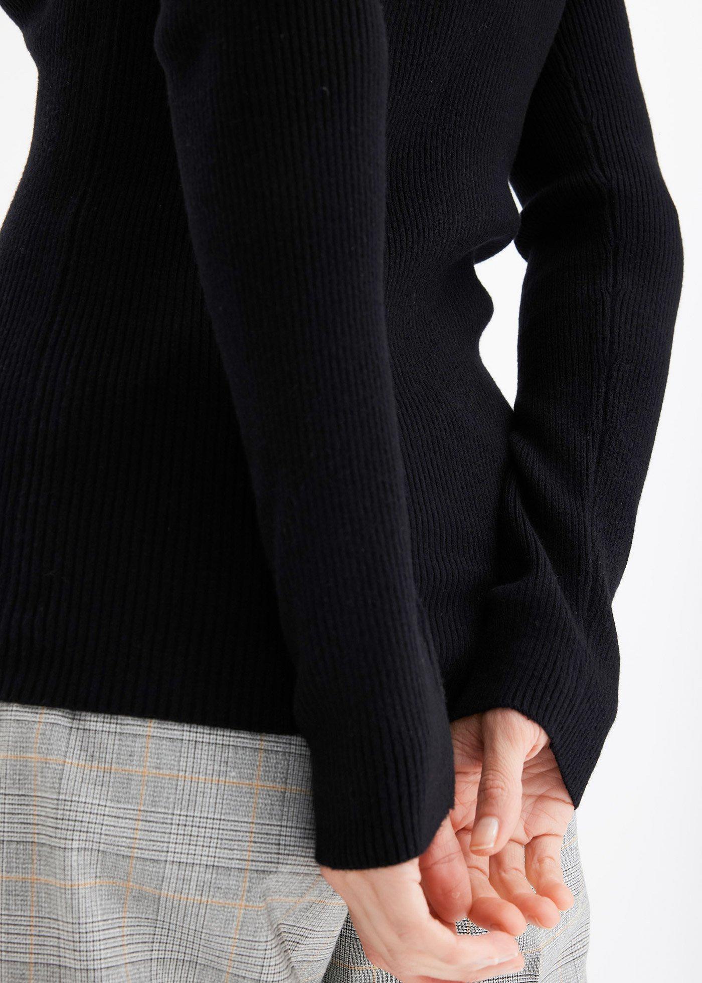 Sweter w prążek z wiskozą - Bonprix