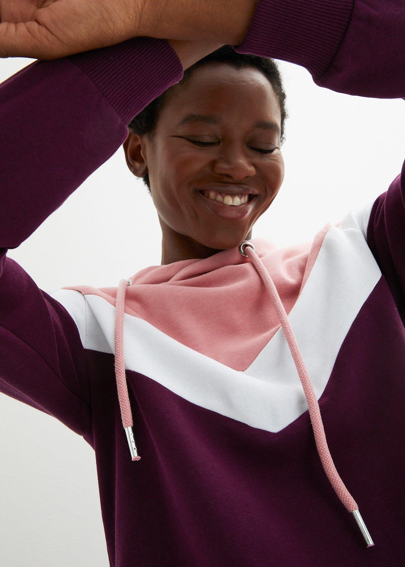 Bluza z kapturem i dużym kołnierzem - Bonprix