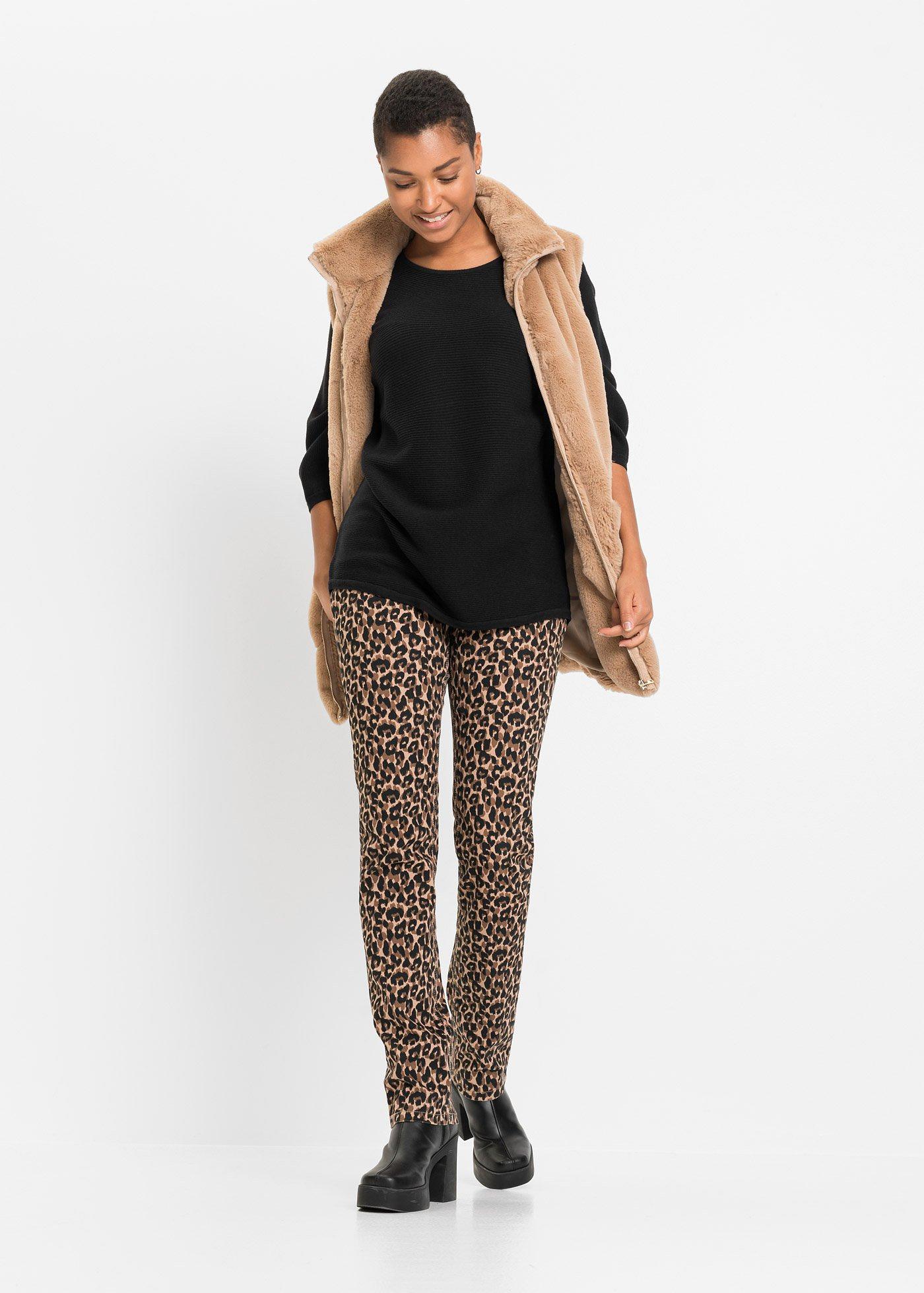 Sweter oversize z prążkowanego materiału z domieszką wiskozy - Bonprix