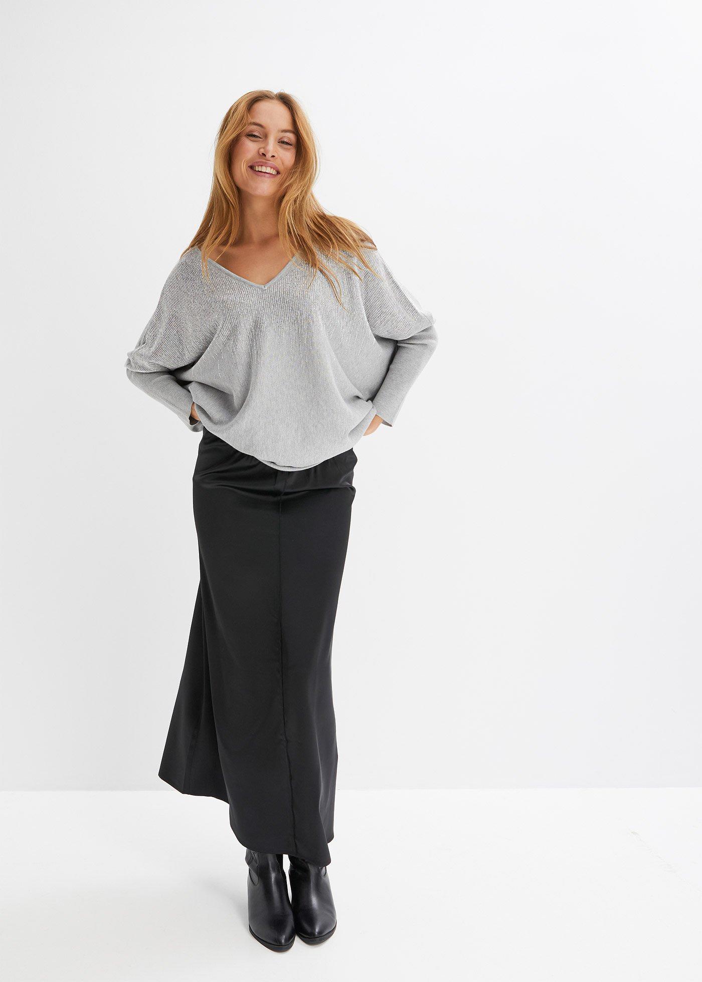 Cienki sweter z aplikacją ze sztrasów - Bonprix